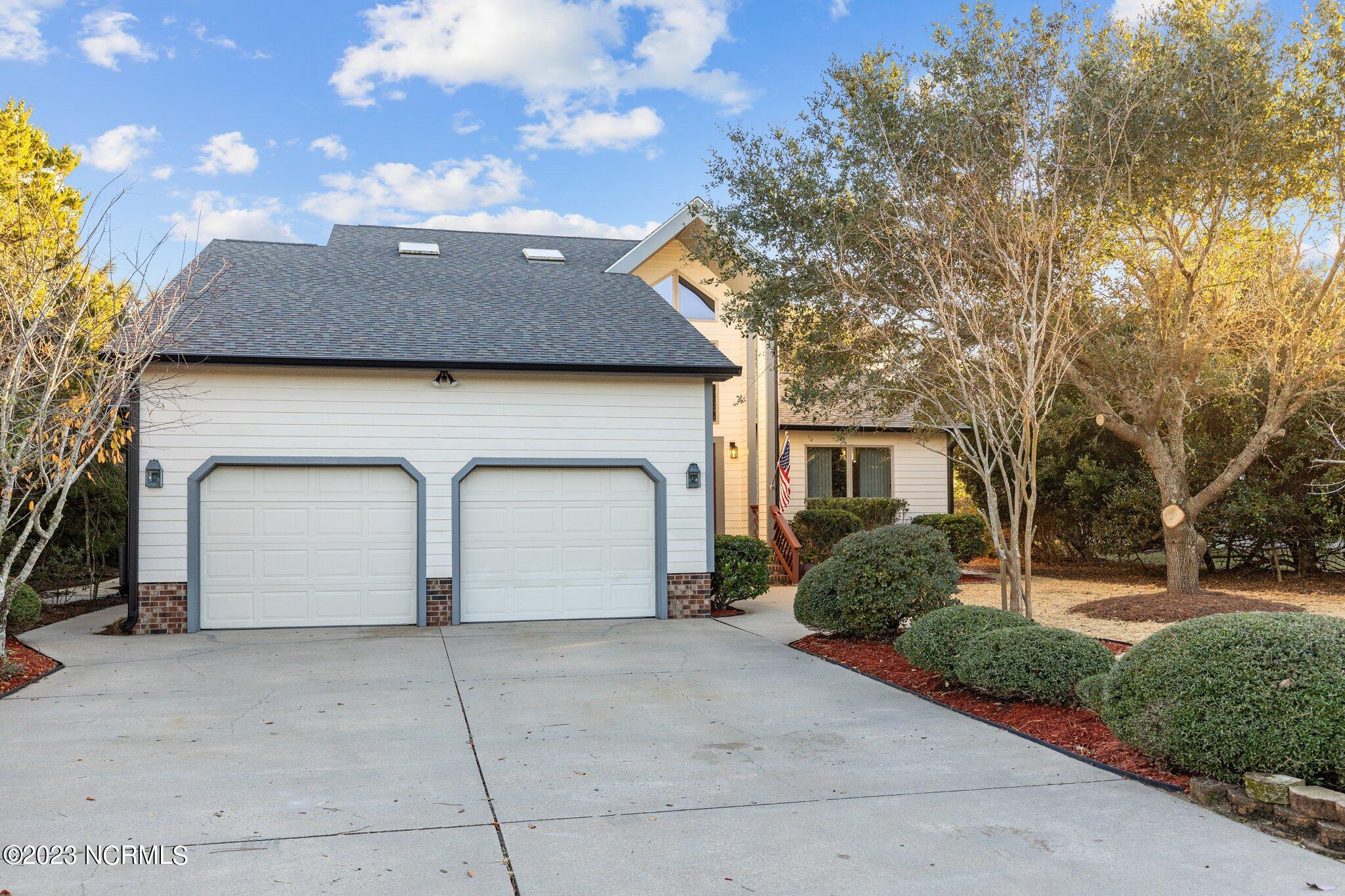 307 Pine Knoll Circle