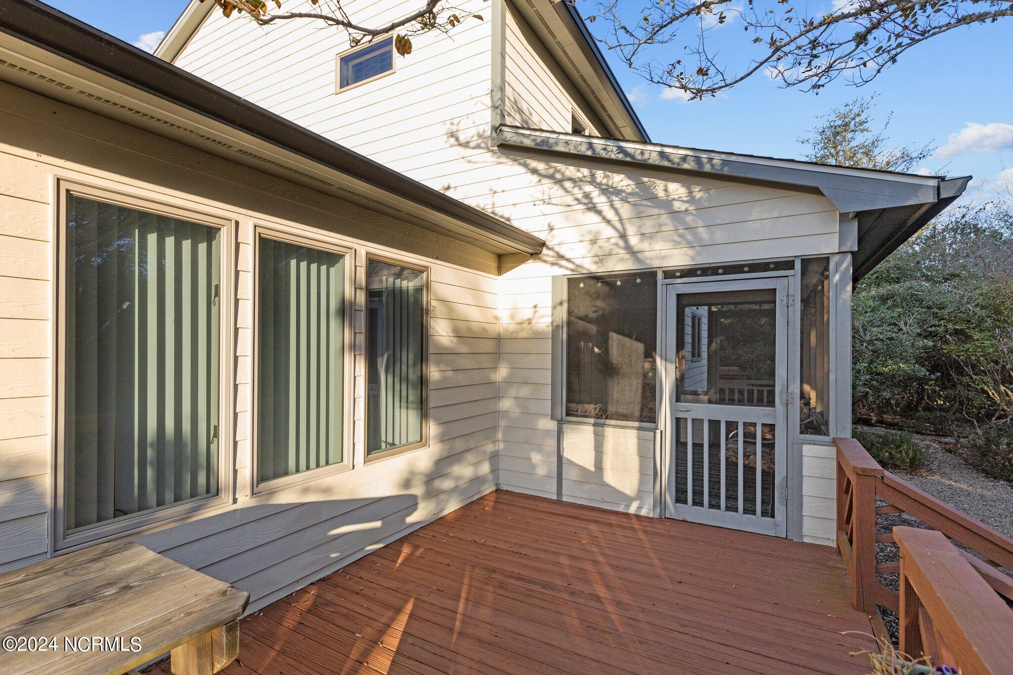 307 Pine Knoll Circle