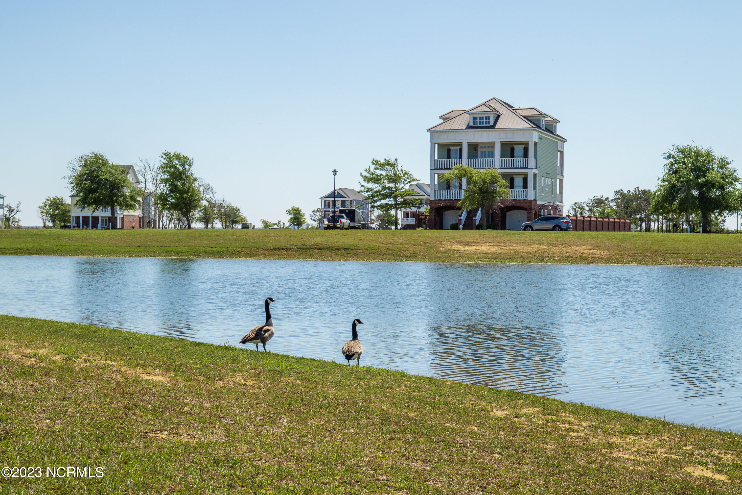 708 Cannonsgate Drive