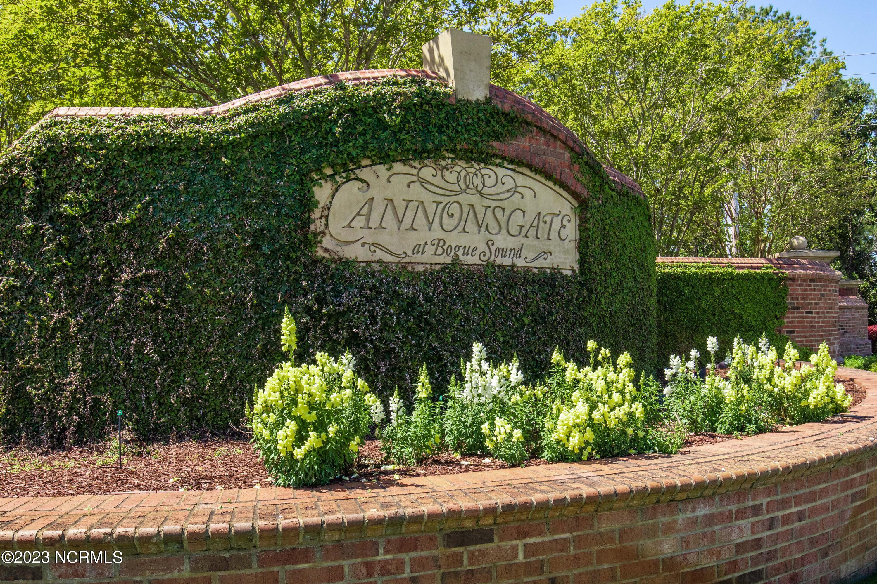 708 Cannonsgate Drive