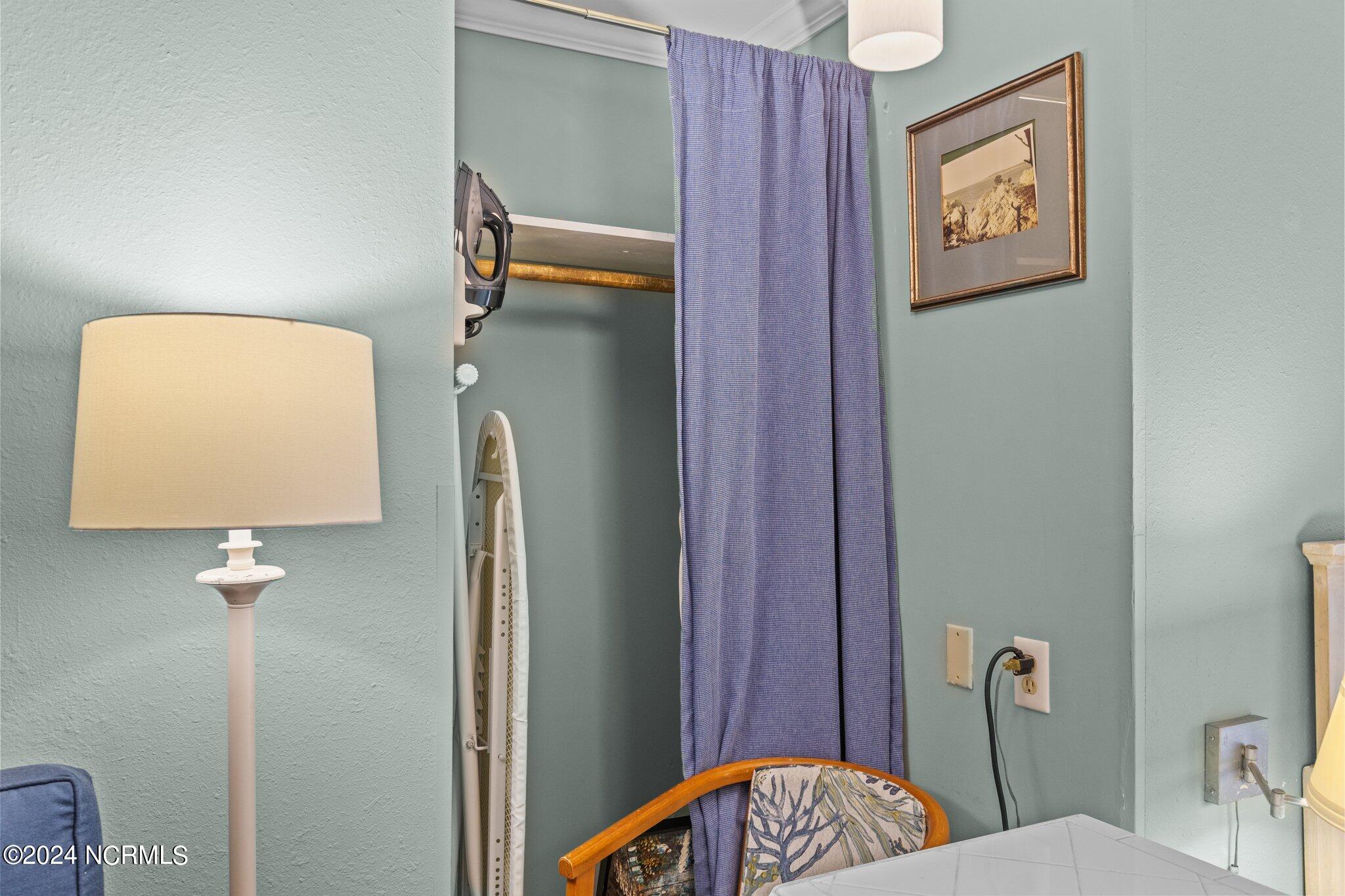 602 W Fort Macon Road, 122