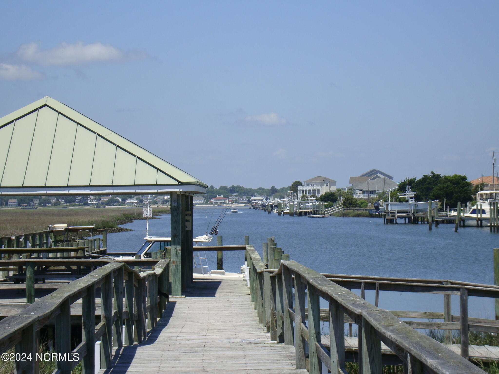 602 W Fort Macon Road, 122