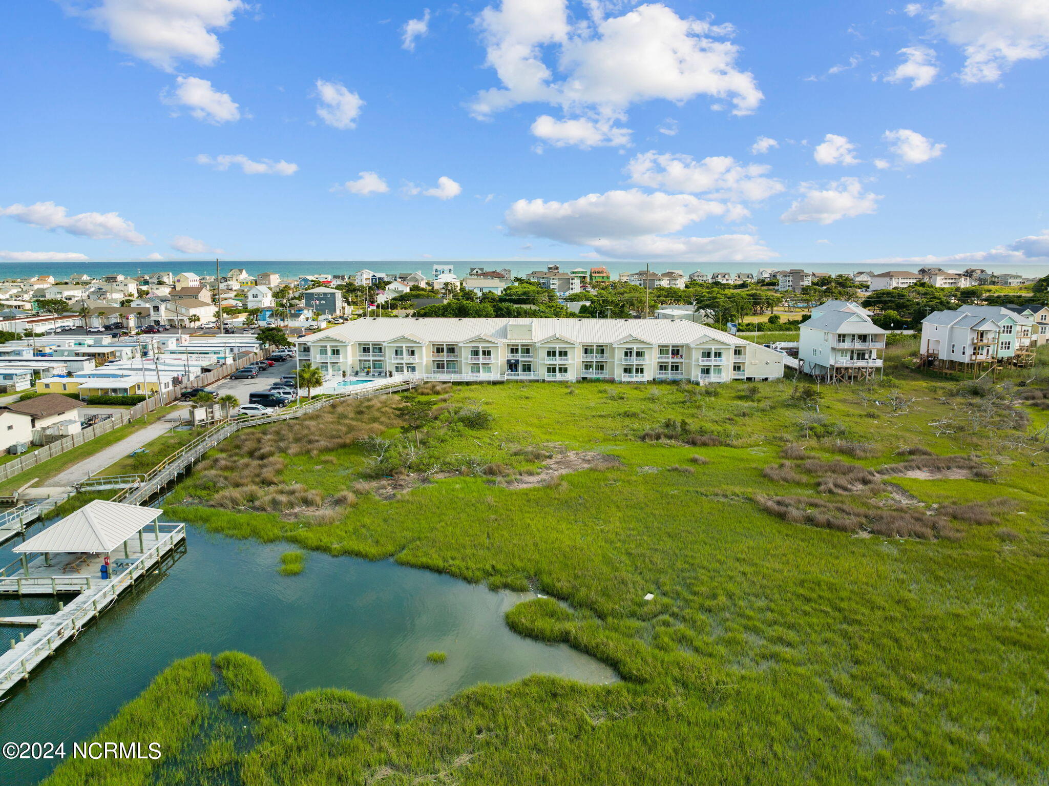 602 W Fort Macon Road, 122