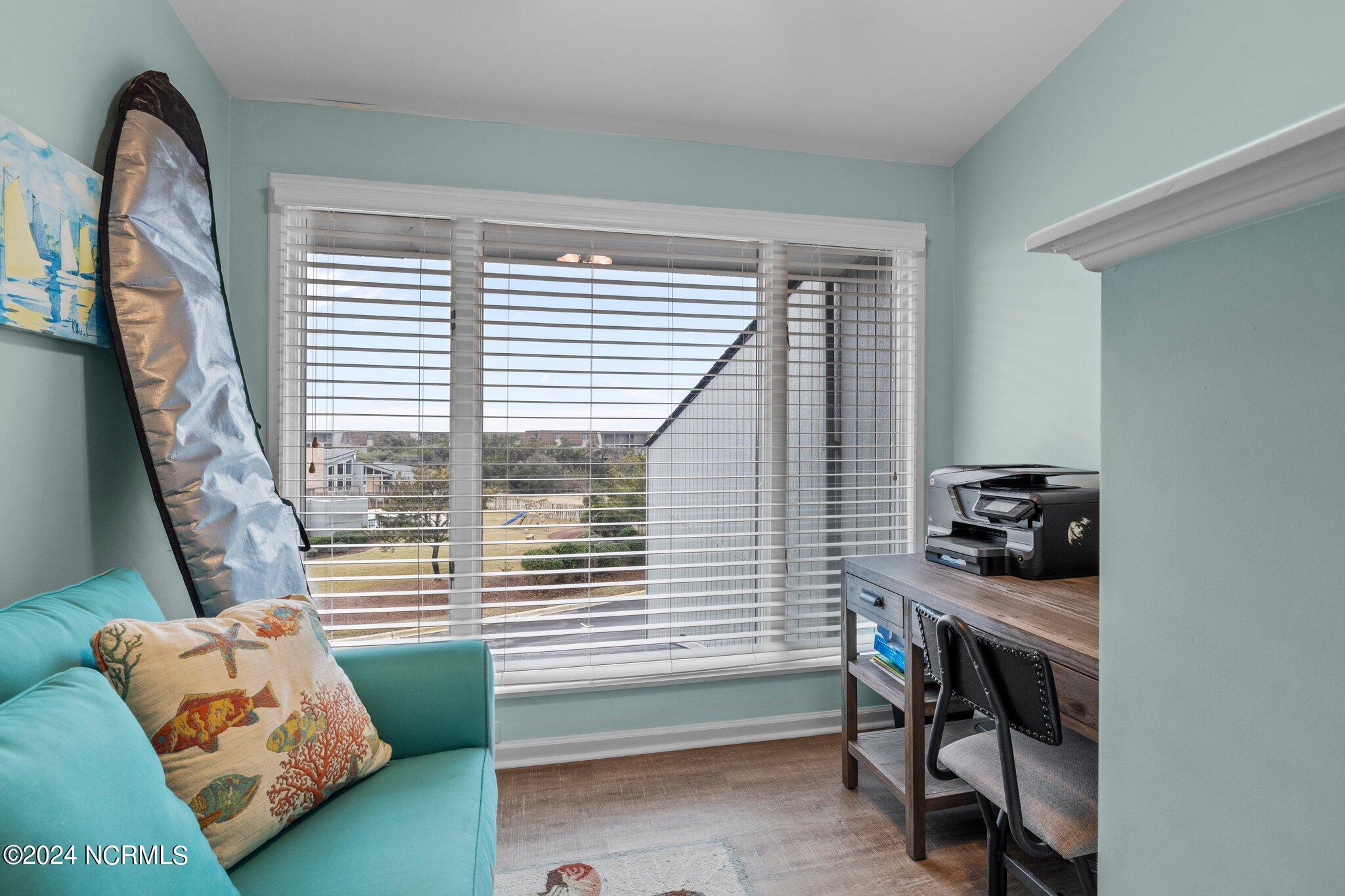 2106 E Fort Macon Road, 204