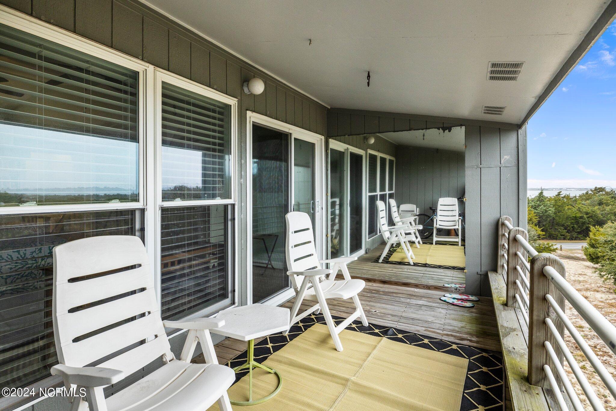 2106 E Fort Macon Road, 204