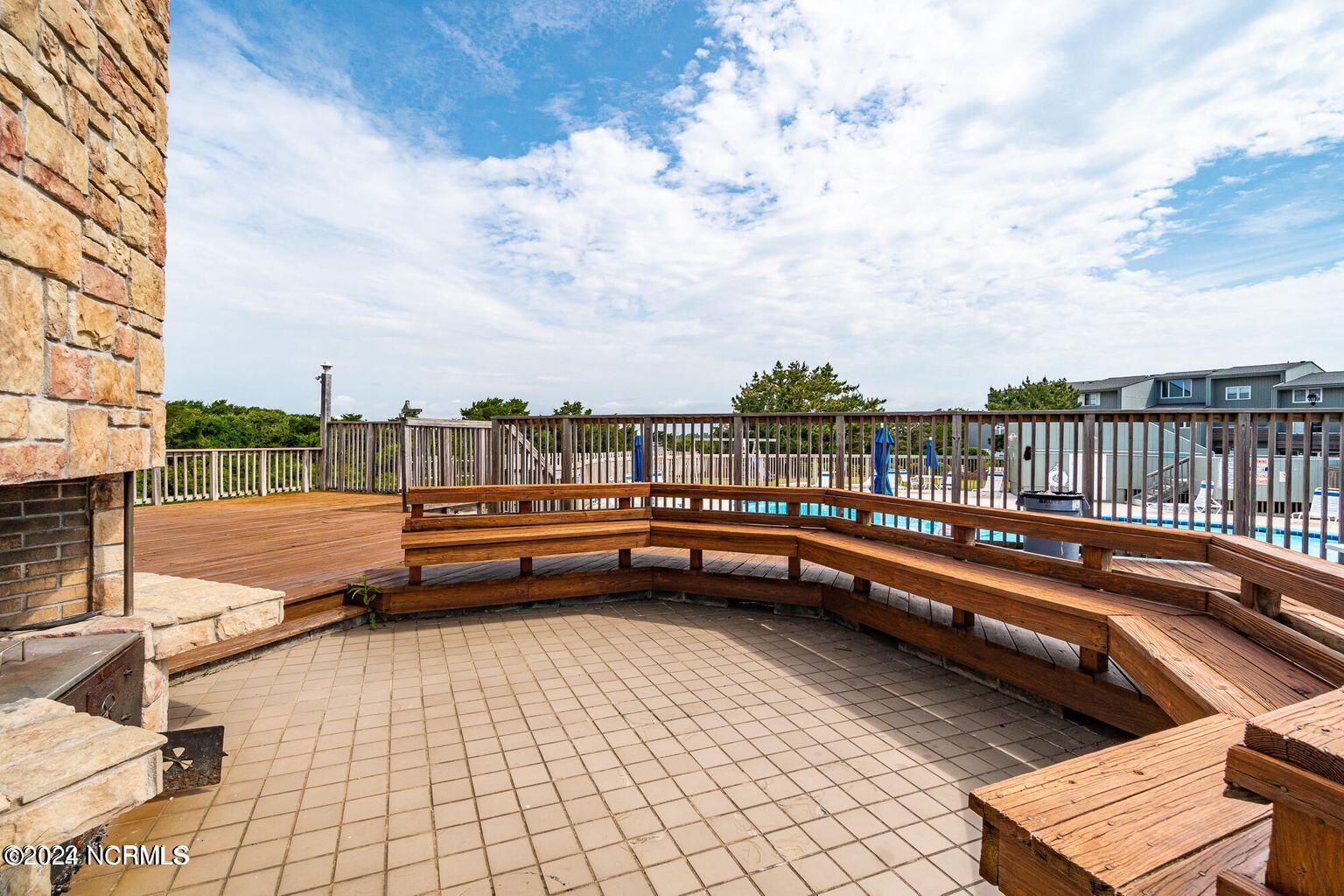 2106 E Fort Macon Road, 204