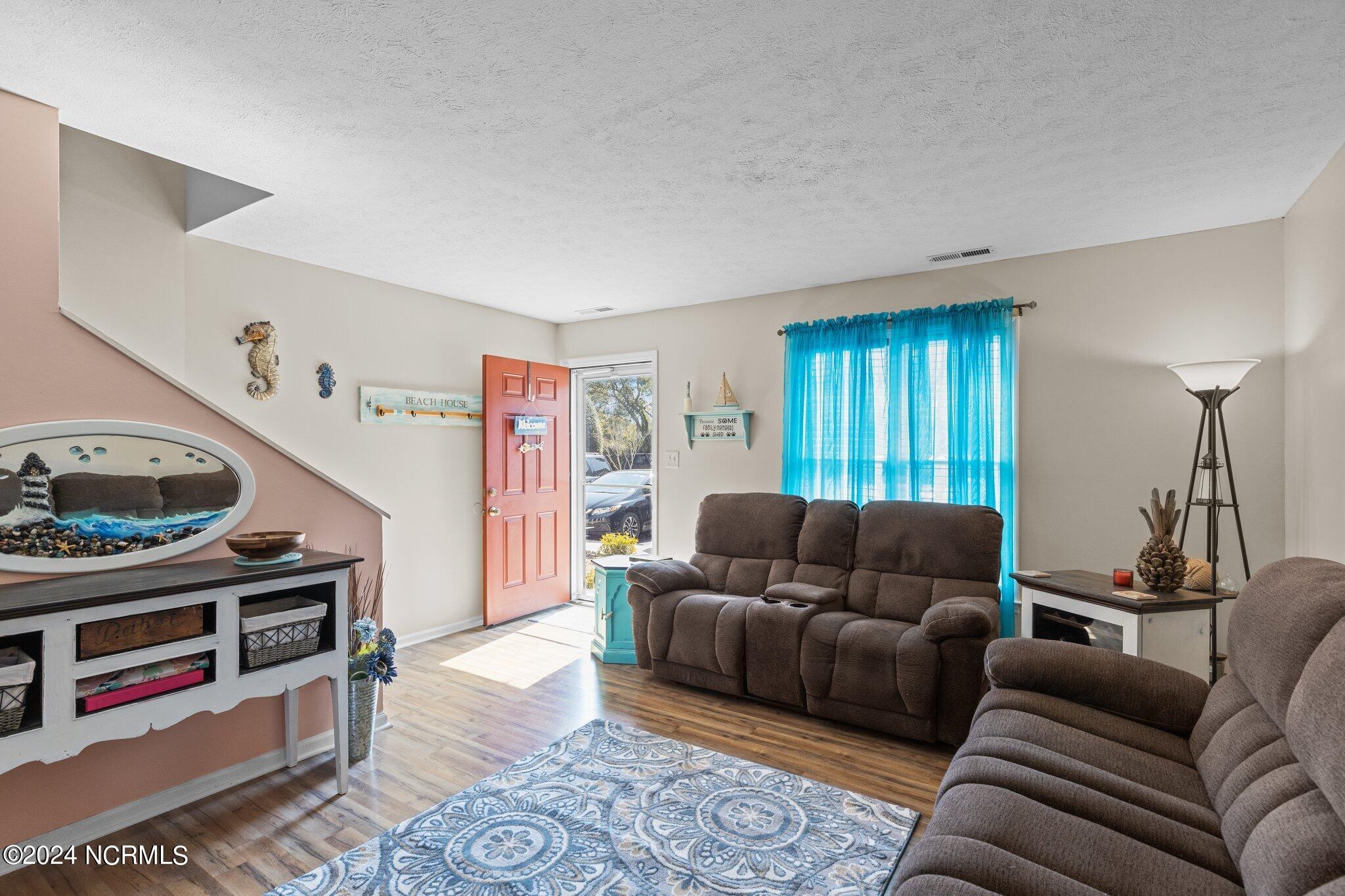 3200 Crystal Oaks Lane, 540