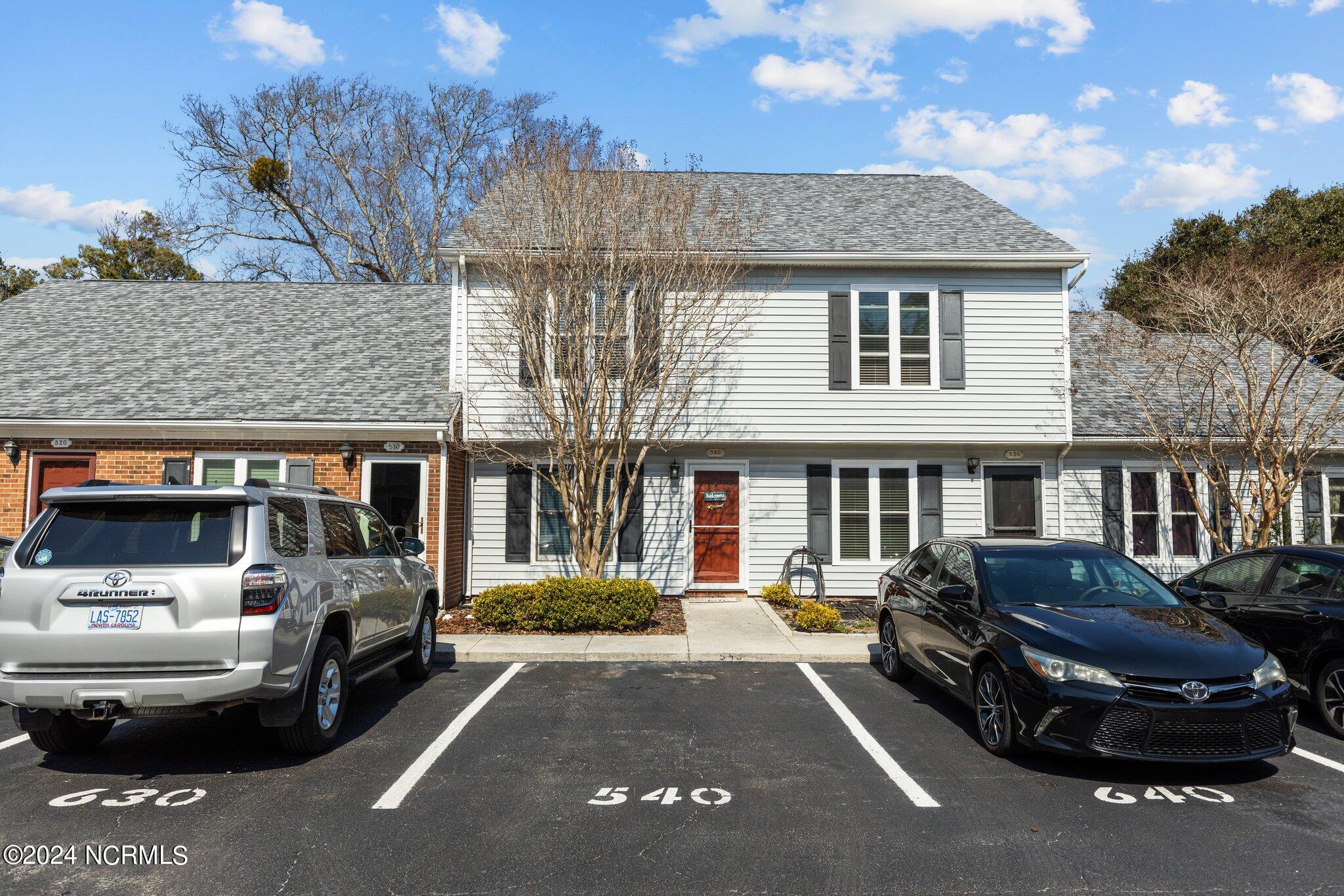 3200 Crystal Oaks Lane, 540