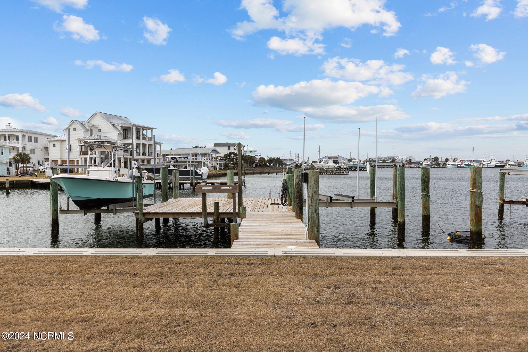 143 Bayview Boulevard