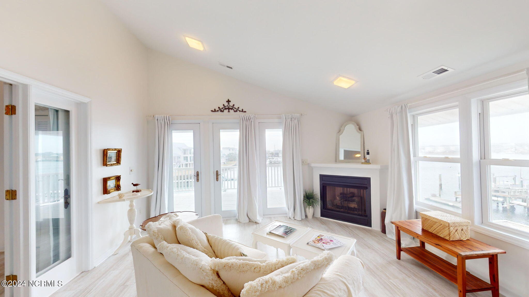 143 Bayview Boulevard