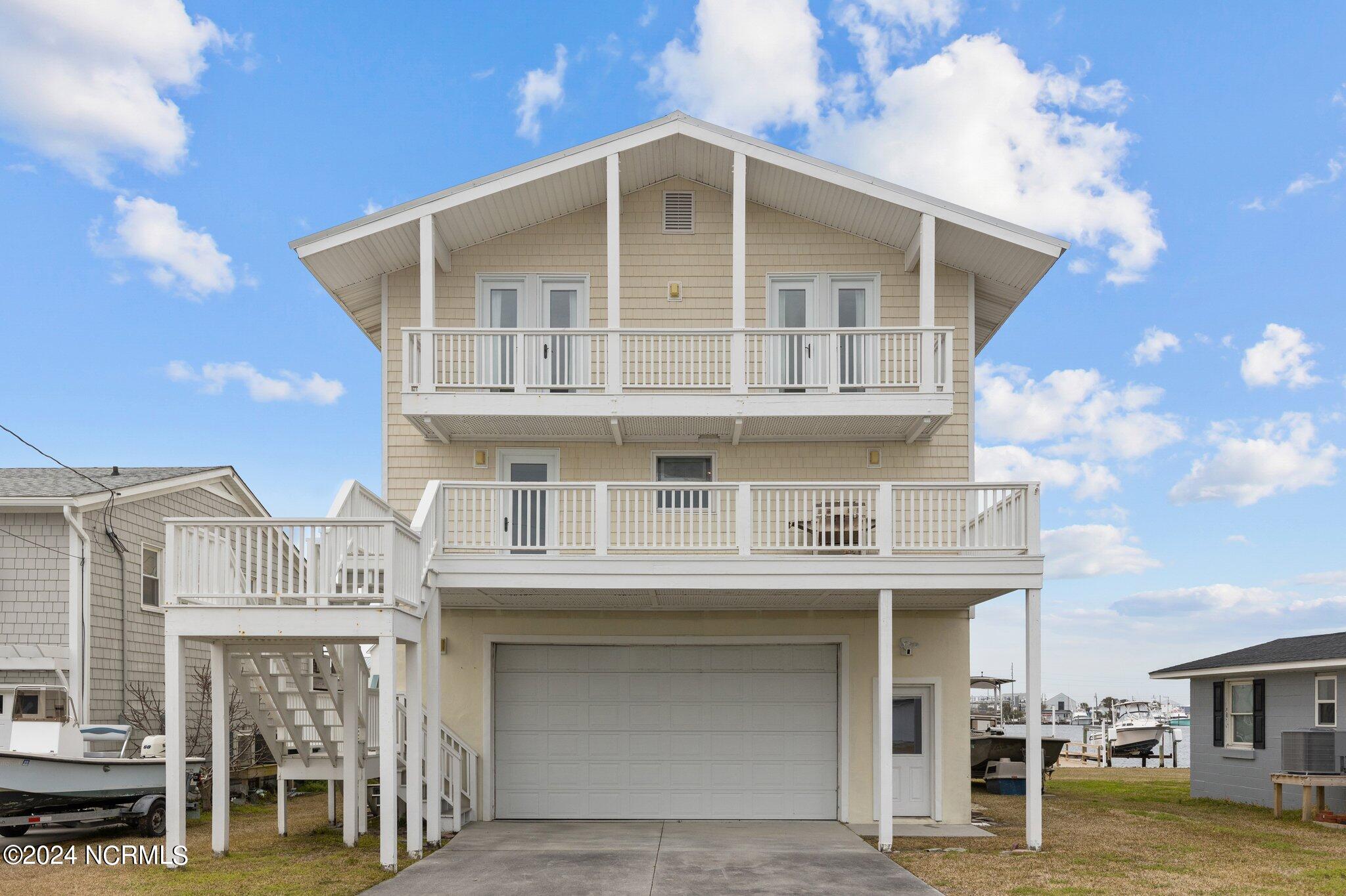 143 Bayview Boulevard