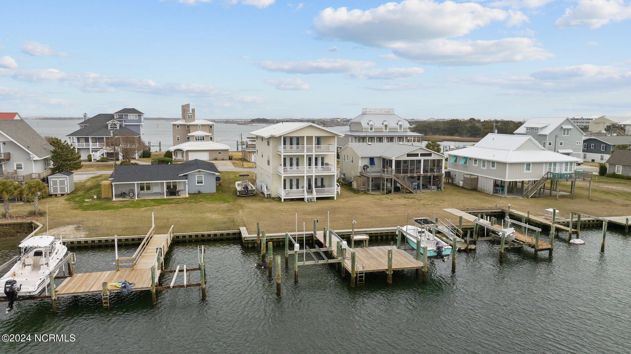 143 Bayview Boulevard