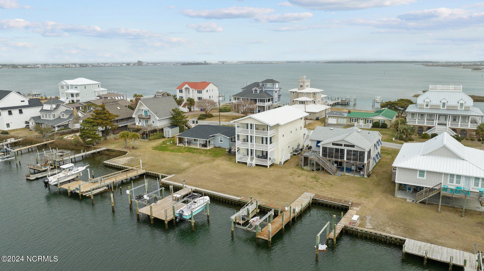 143 Bayview Boulevard