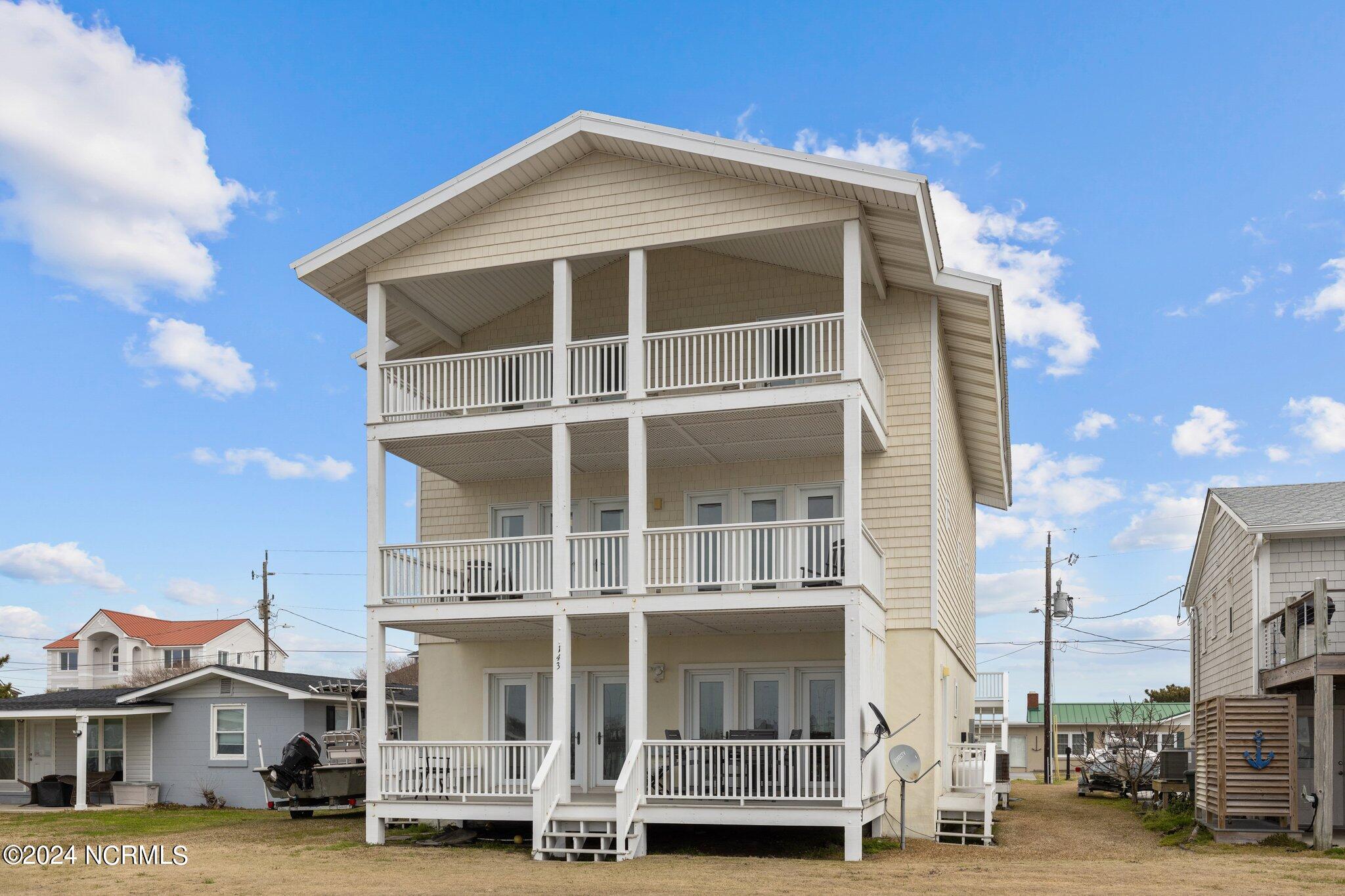 143 Bayview Boulevard