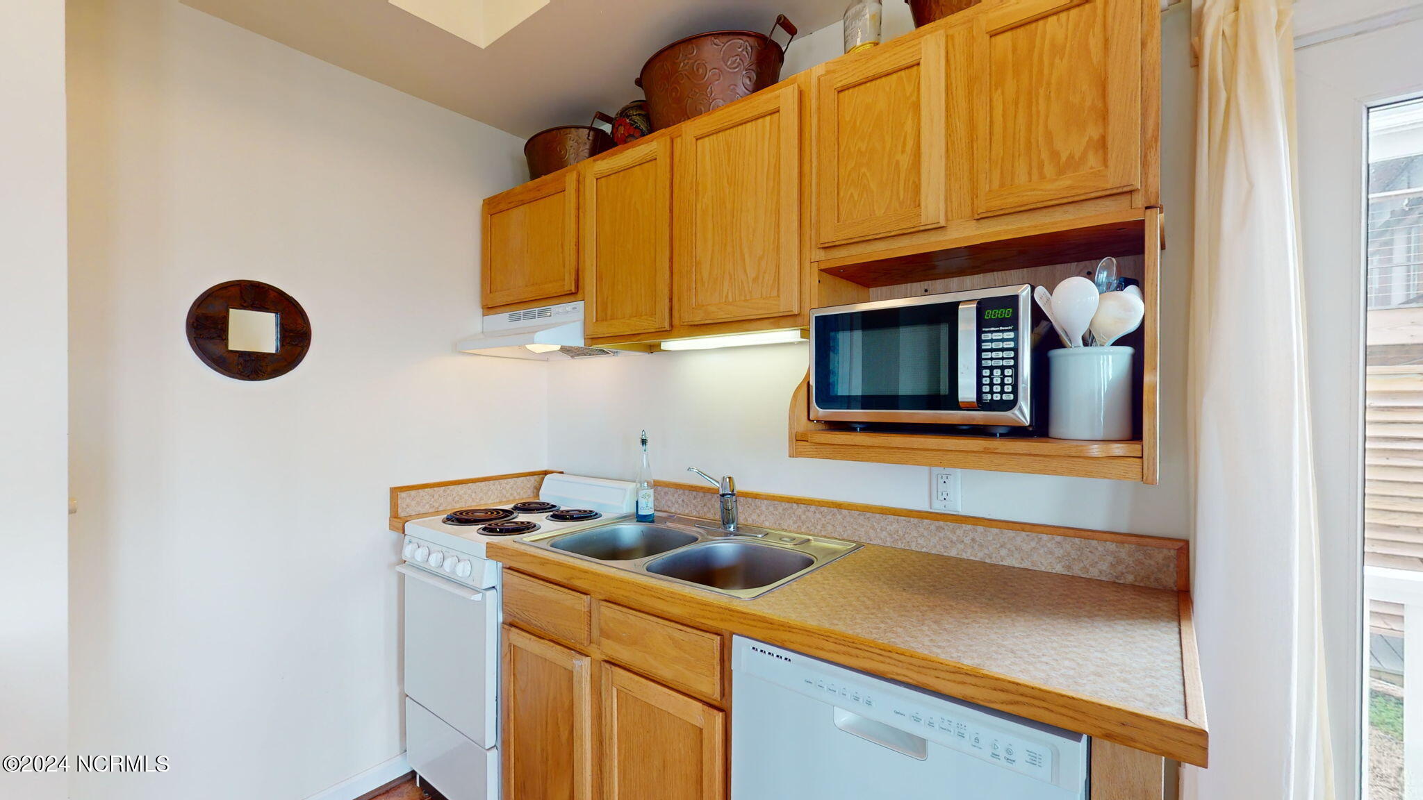 143 Bayview Boulevard