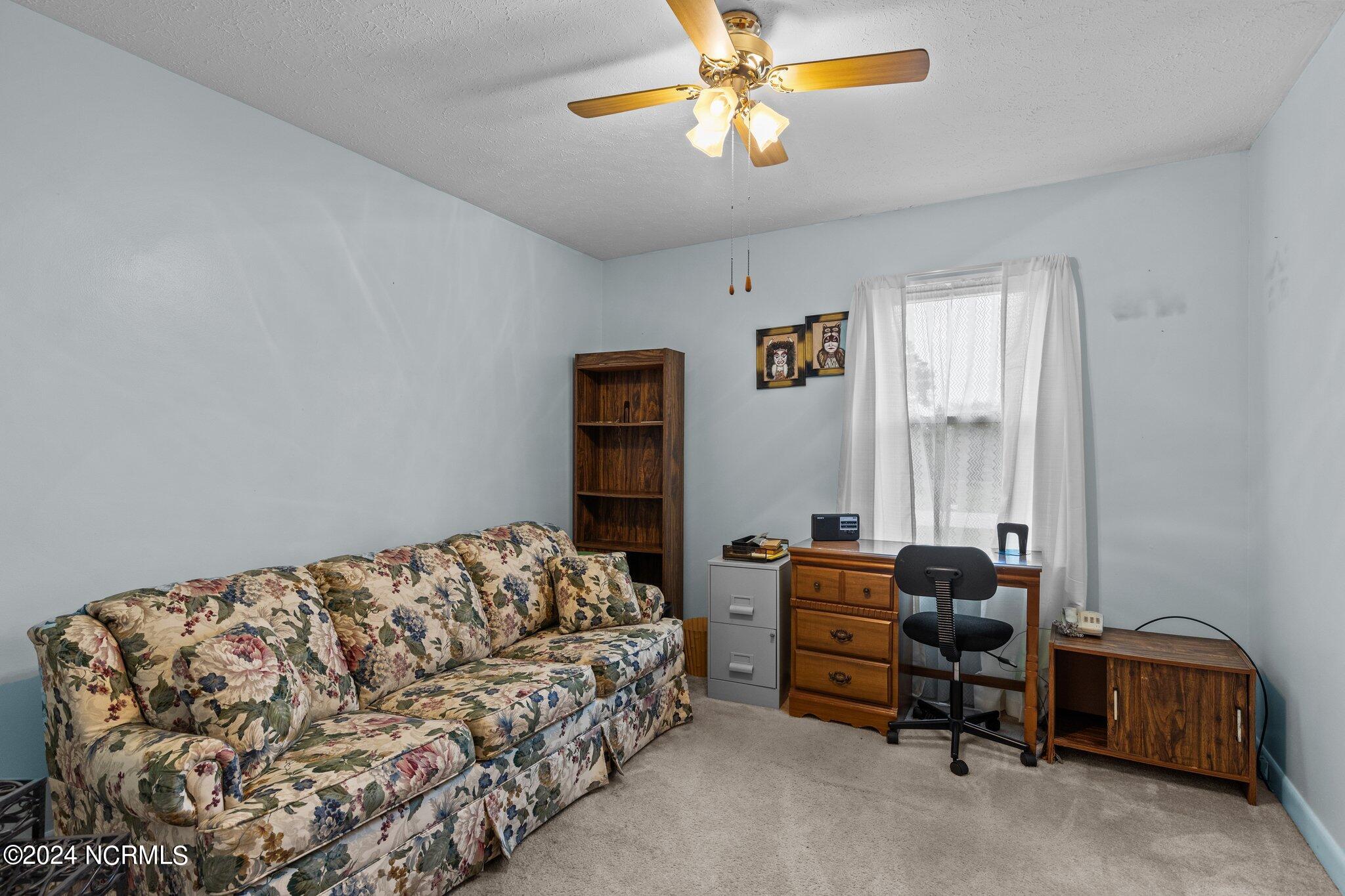 3602 Mandy Lane