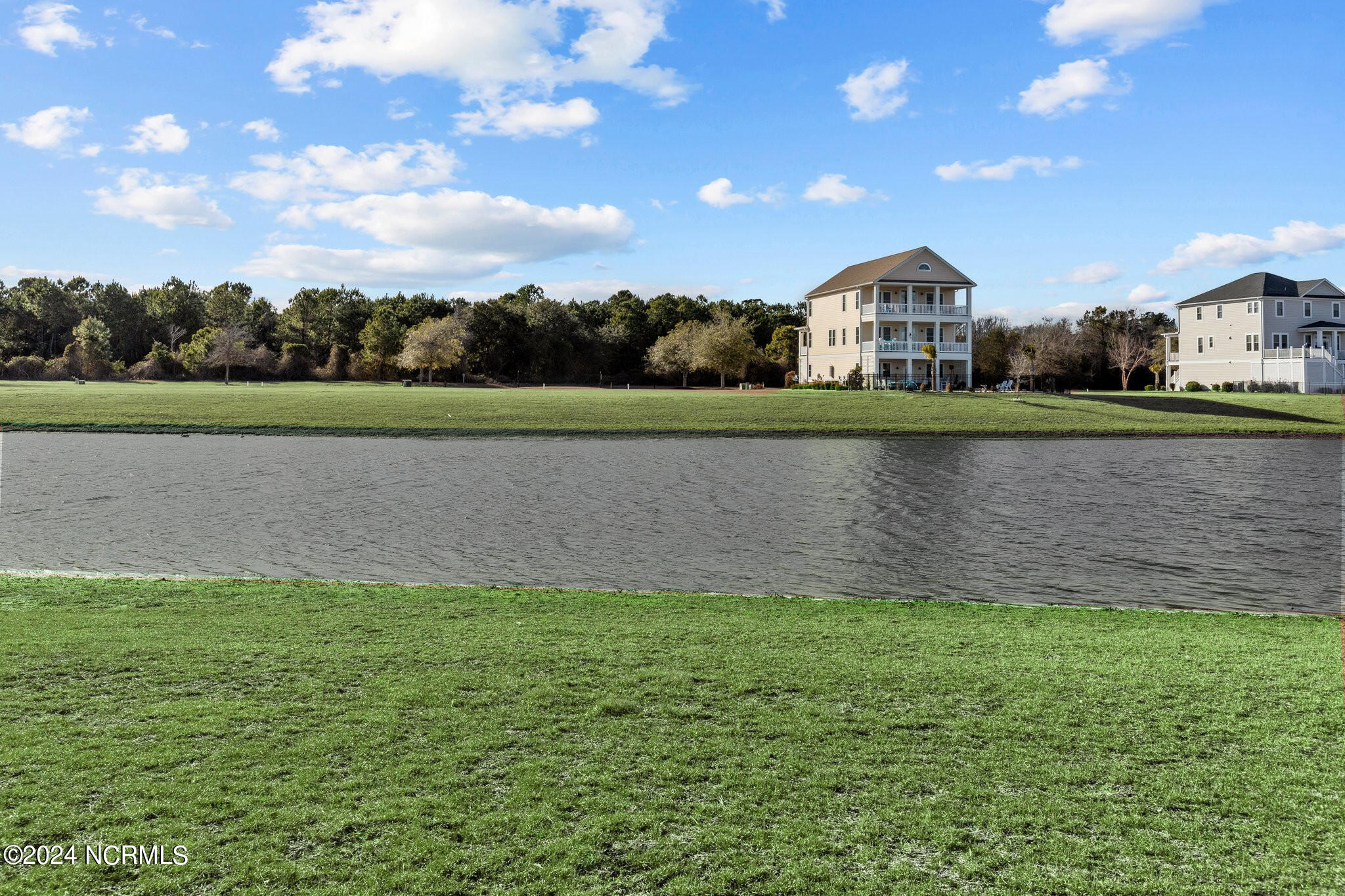 457 Kensington Place