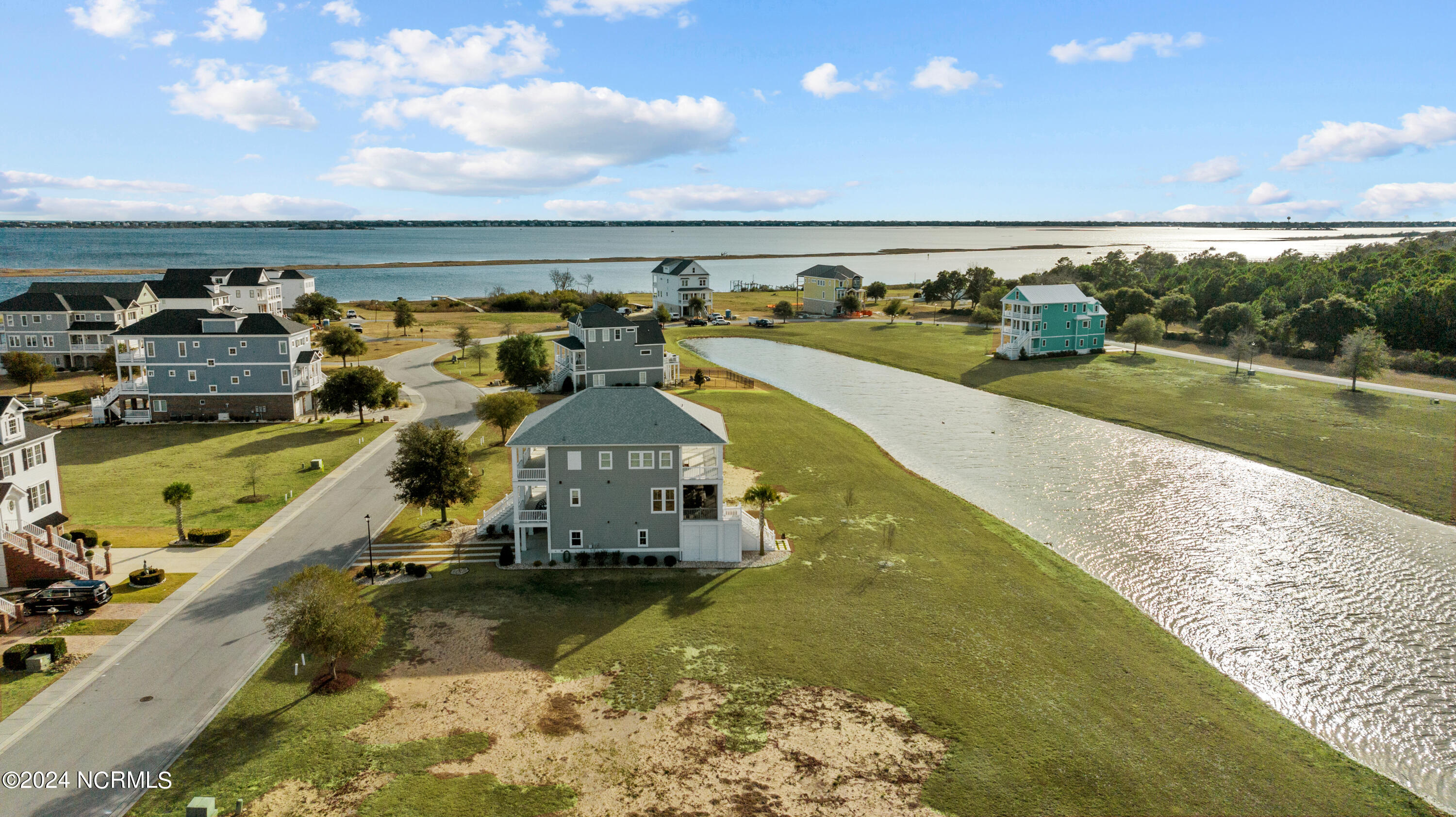 457 Kensington Place