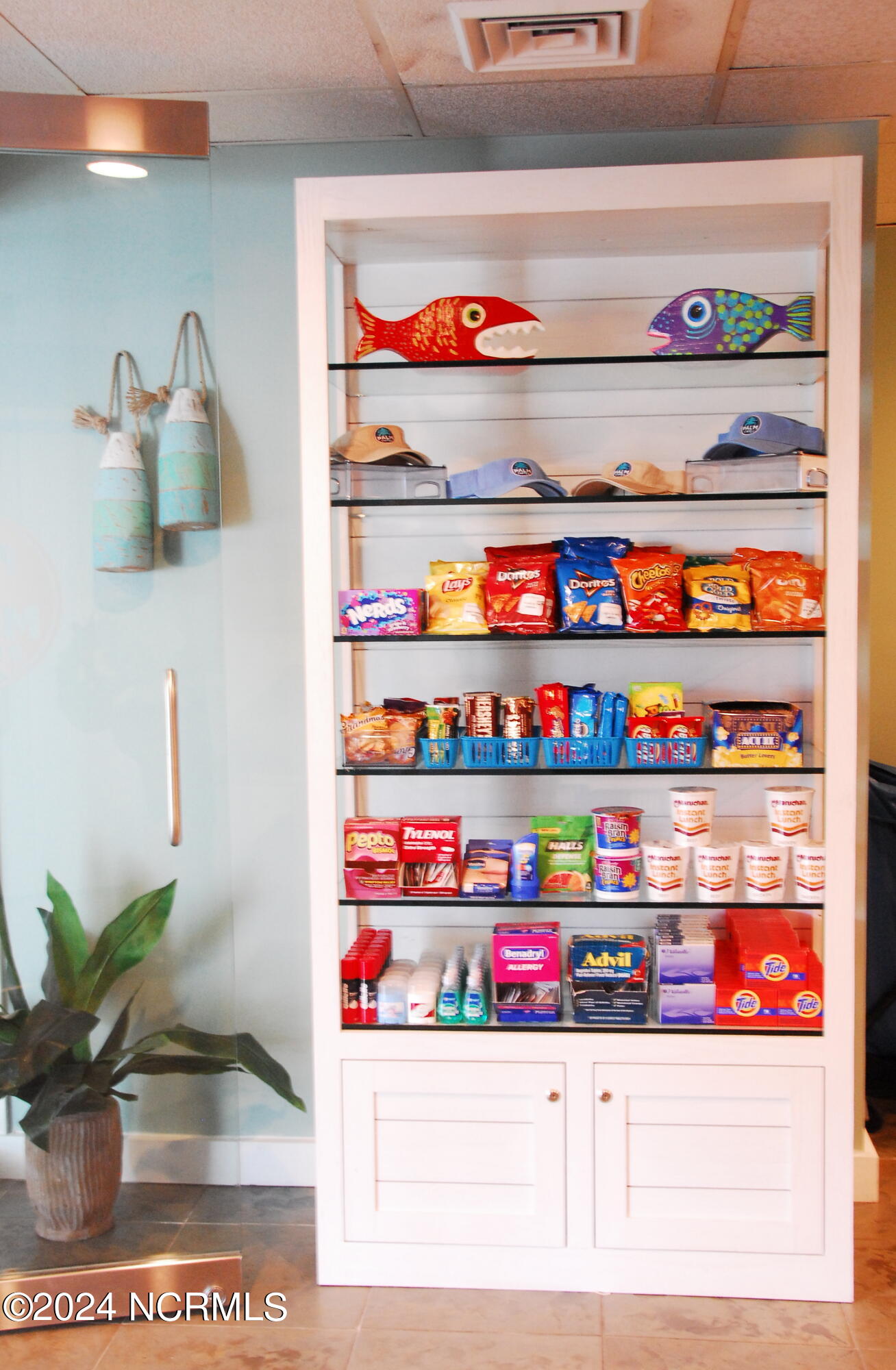 602 W Fort Macon Rd, 122