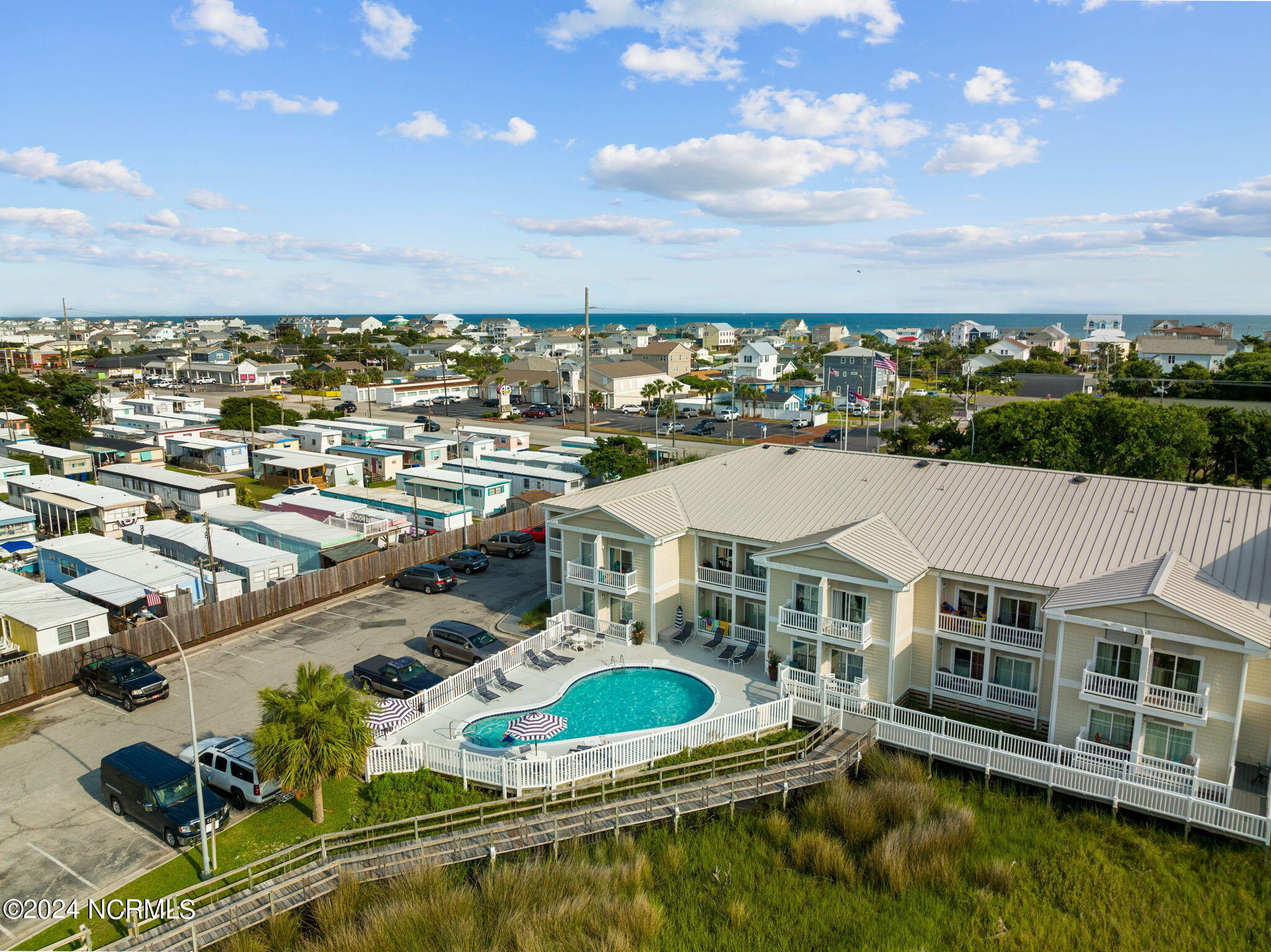 602 W Ft Macon Road, 228