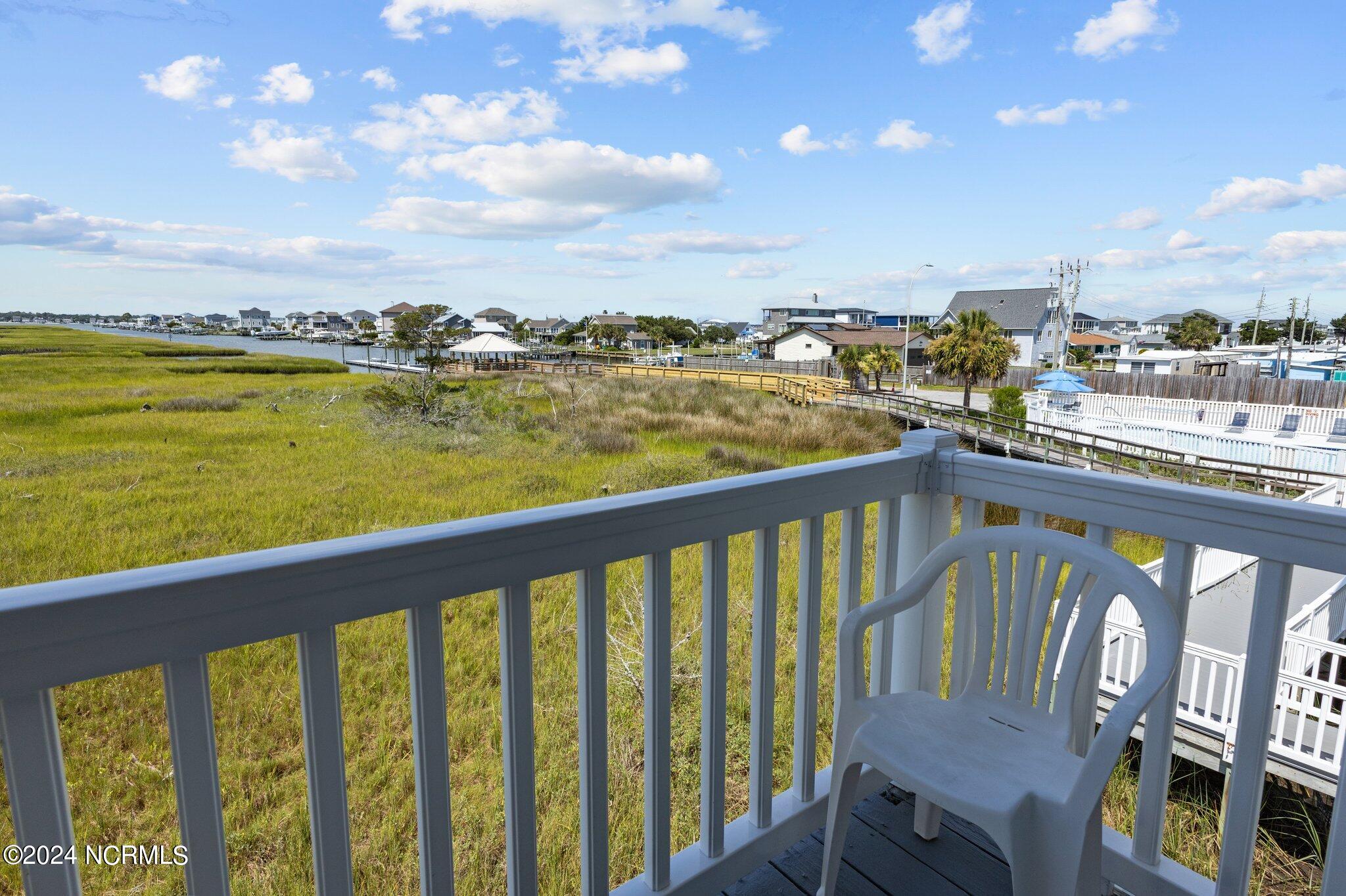 602 W Ft Macon Road, 228
