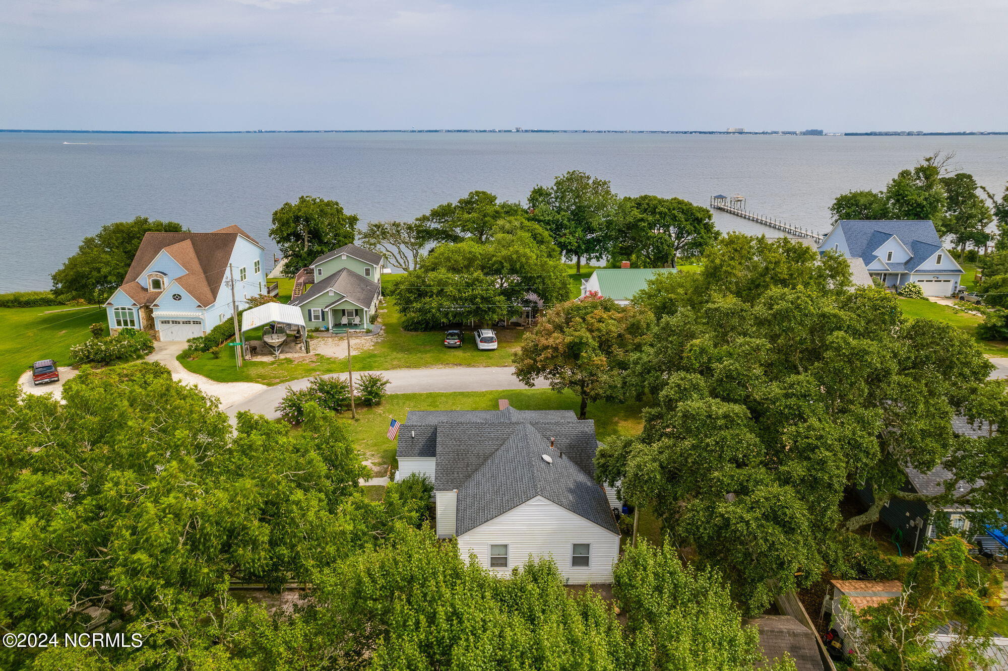 118 Edgewater Street