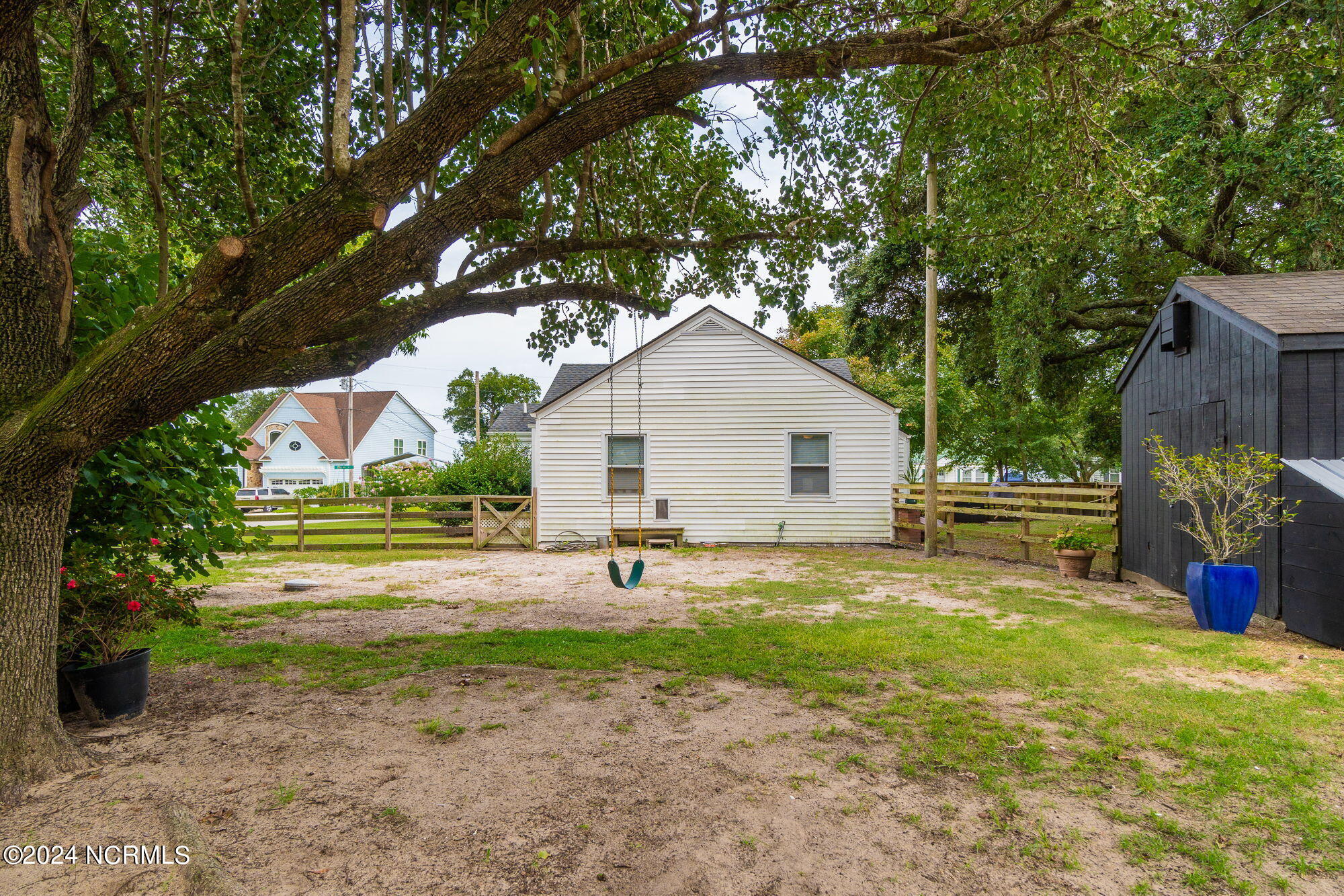 118 Edgewater Street