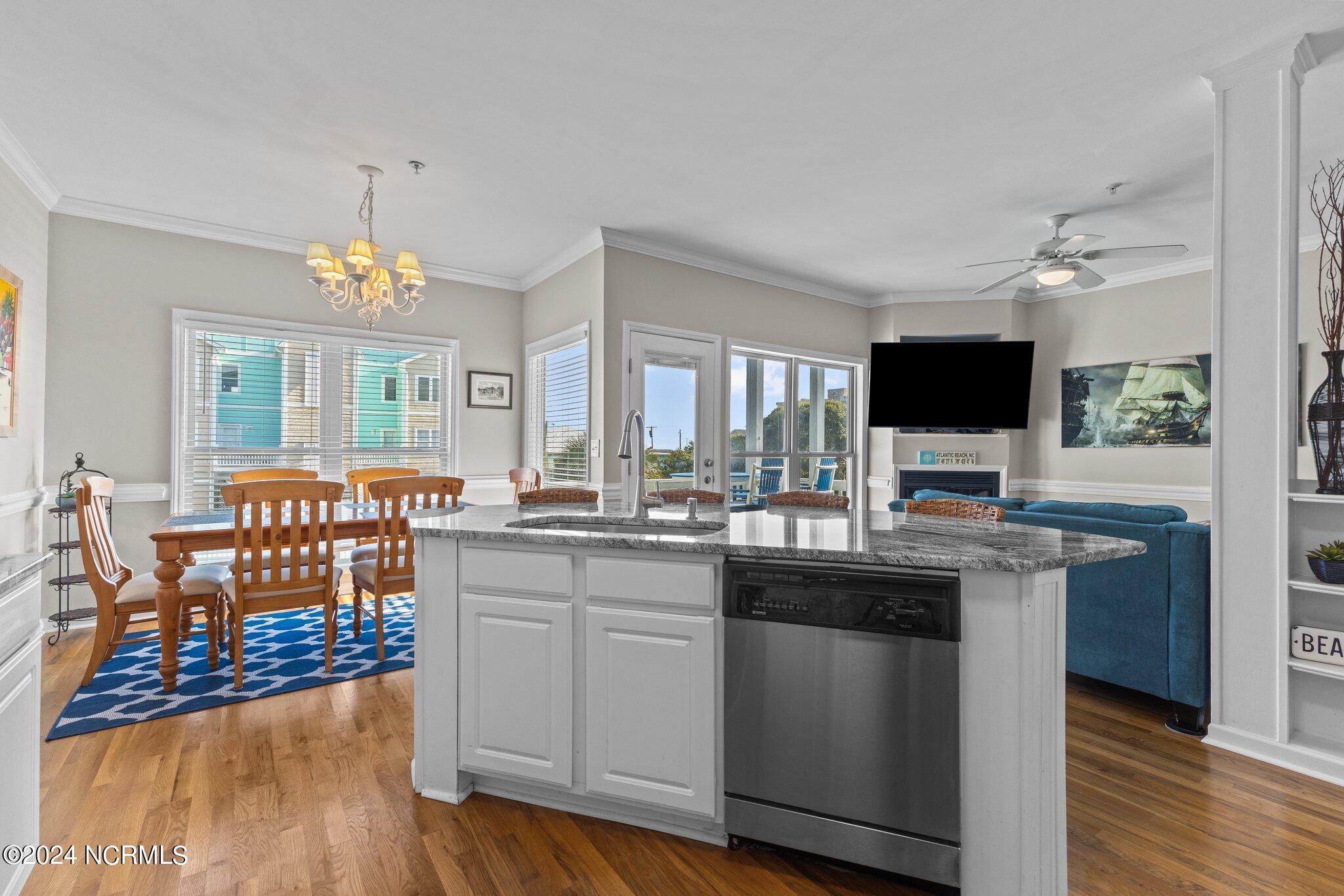 105 Beachwood Drive, 1b