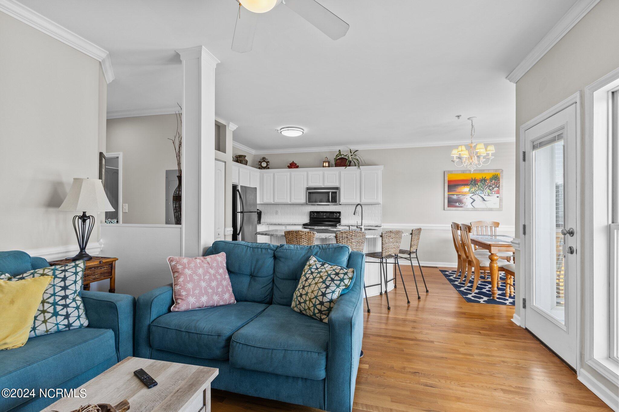 105 Beachwood Drive, 1b