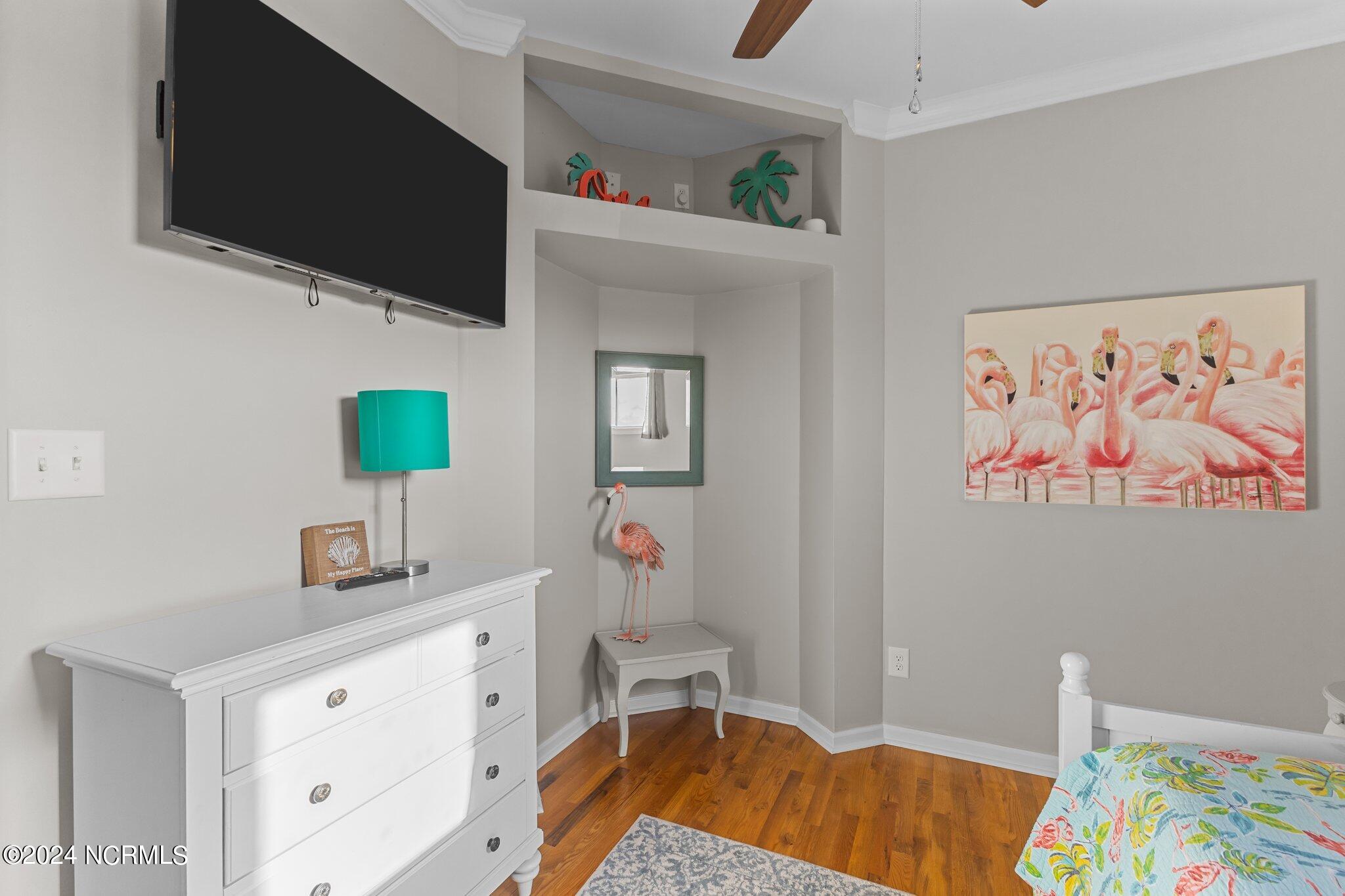 105 Beachwood Drive, 1b