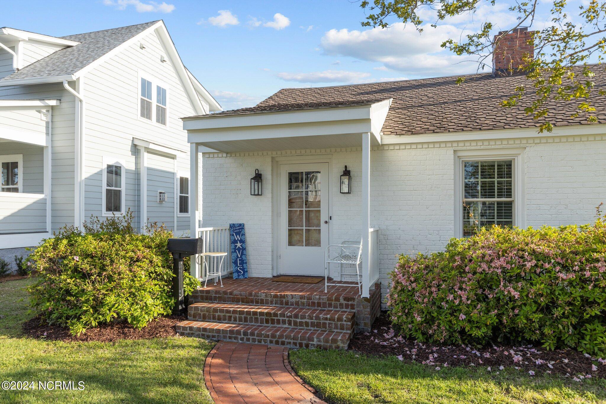 1409 Evans Street