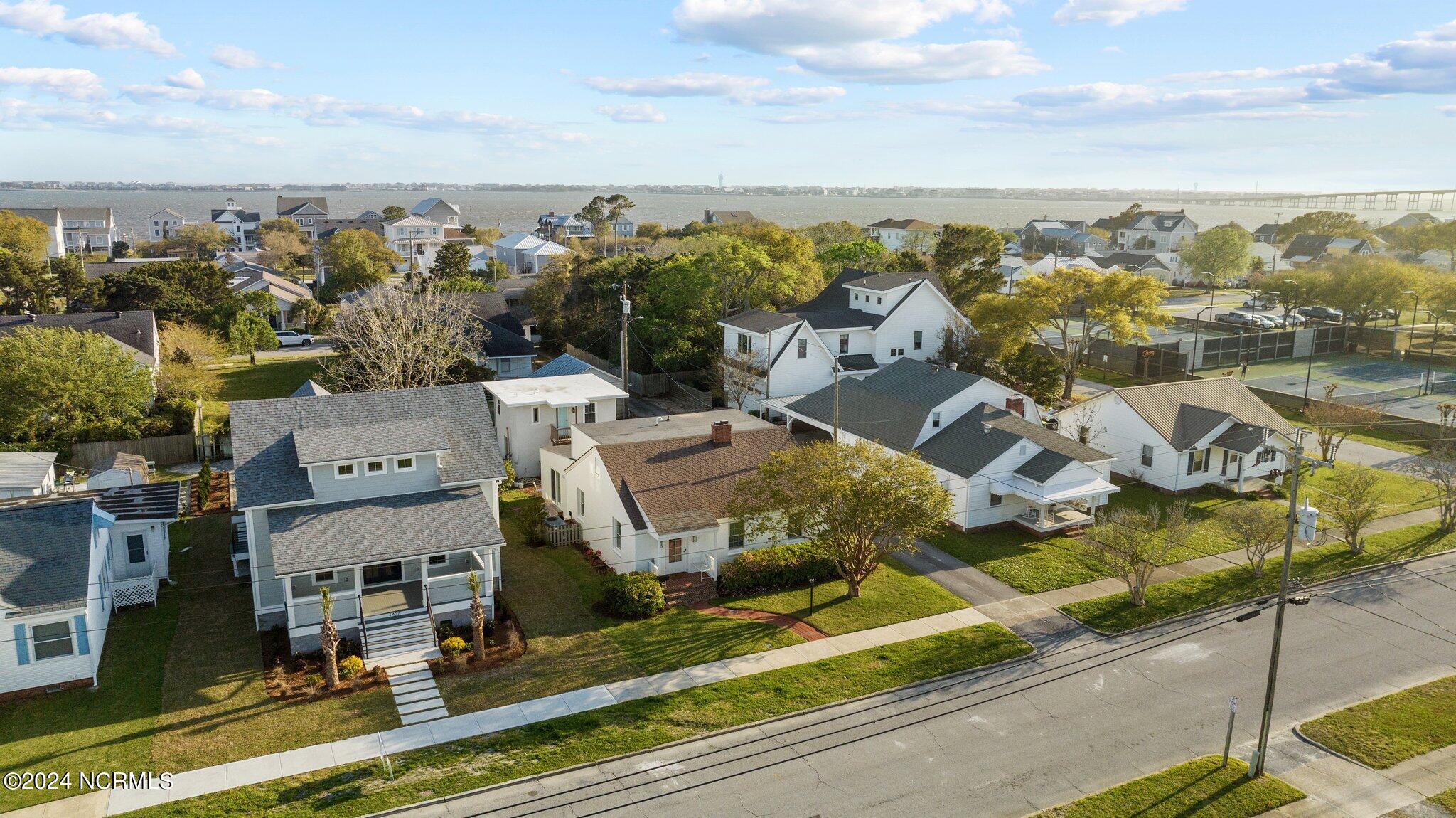 1409 Evans Street