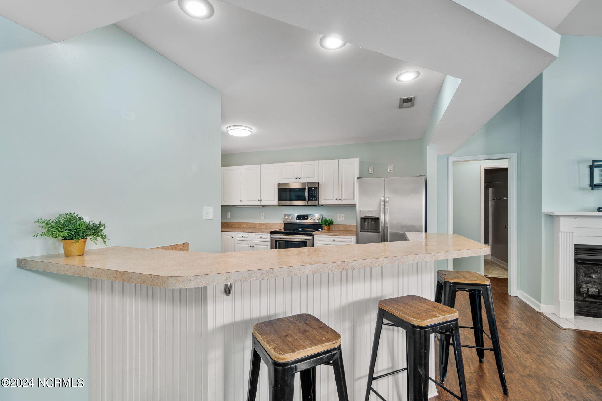 800 Sea Chaser Court