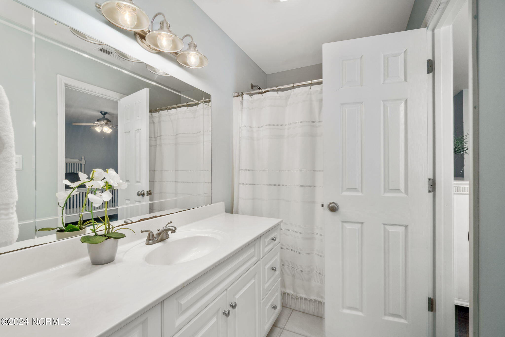 800 Sea Chaser Court