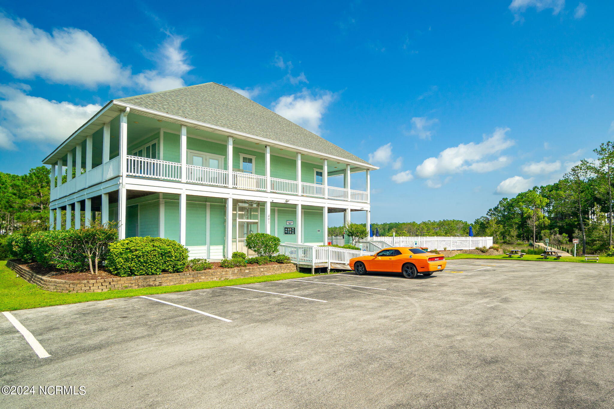 800 Sea Chaser Court