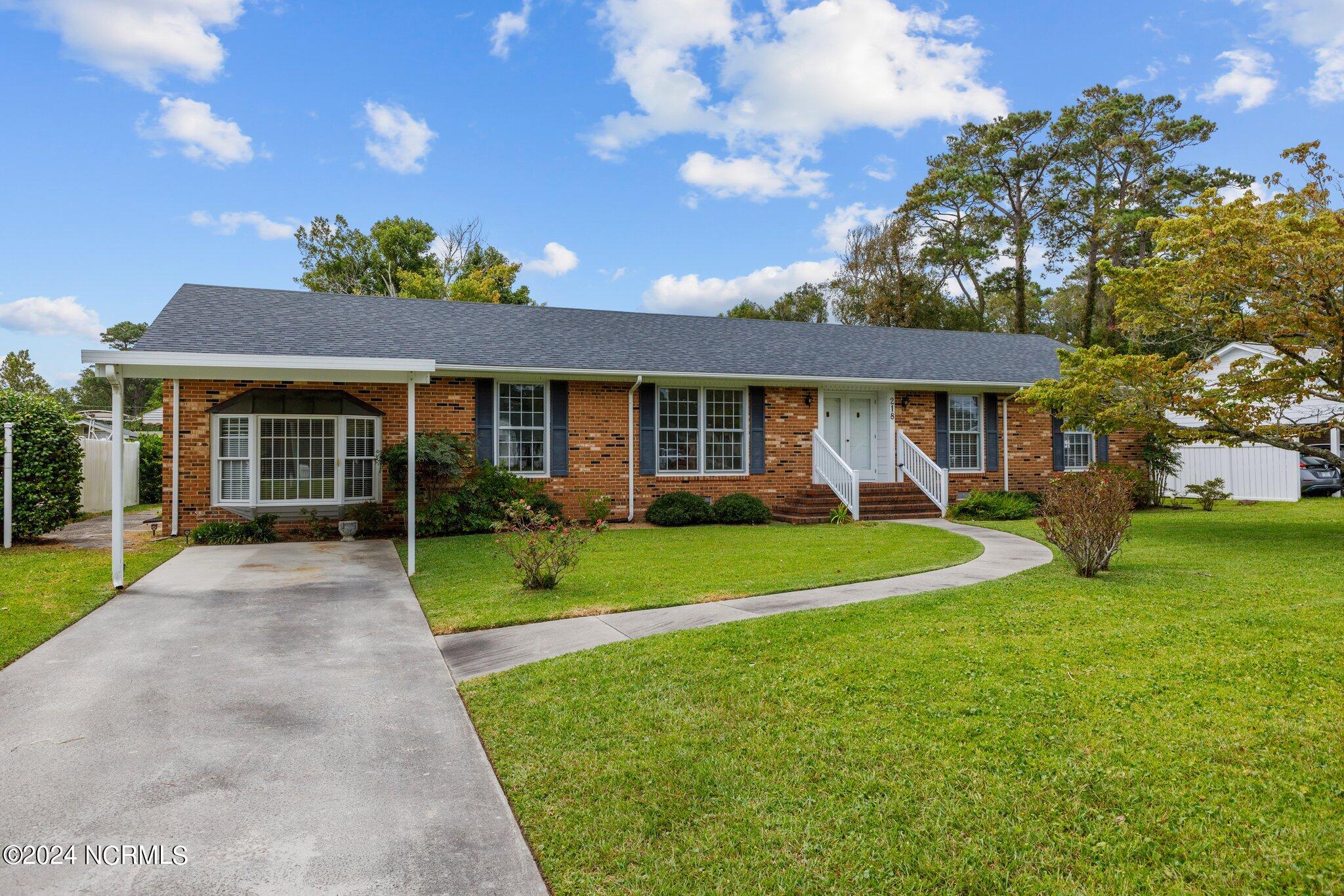 218 Rochelle Drive, Morehead City
