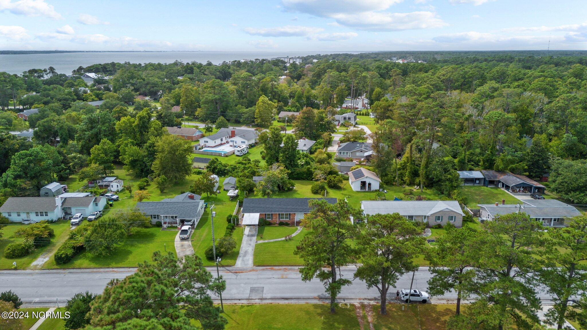 218 Rochelle Drive, Morehead City