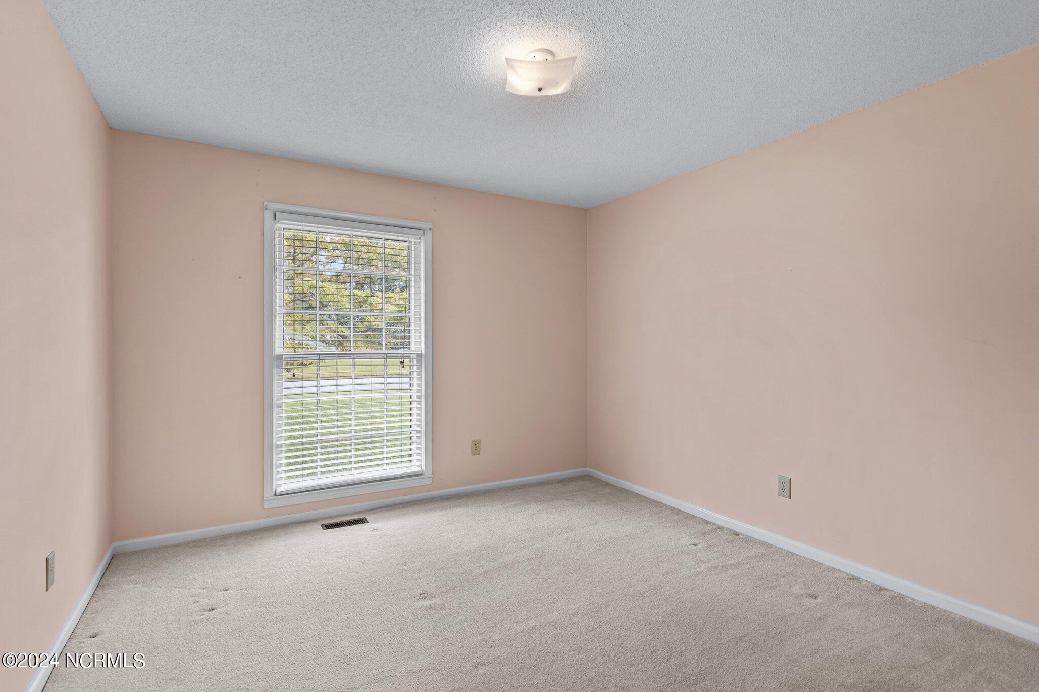 218 Rochelle Drive, Morehead City