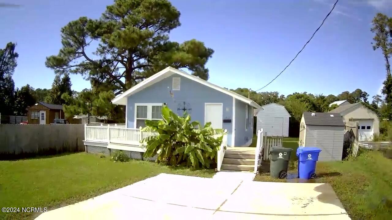 1627 Live Oak Street