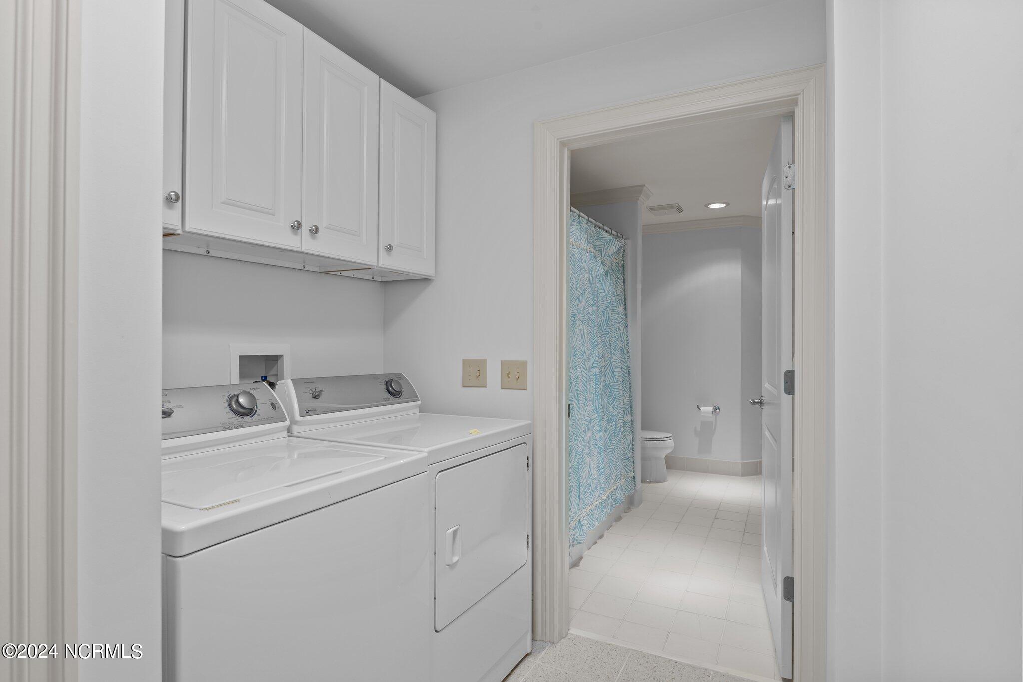 4425 Arendell Street, 606