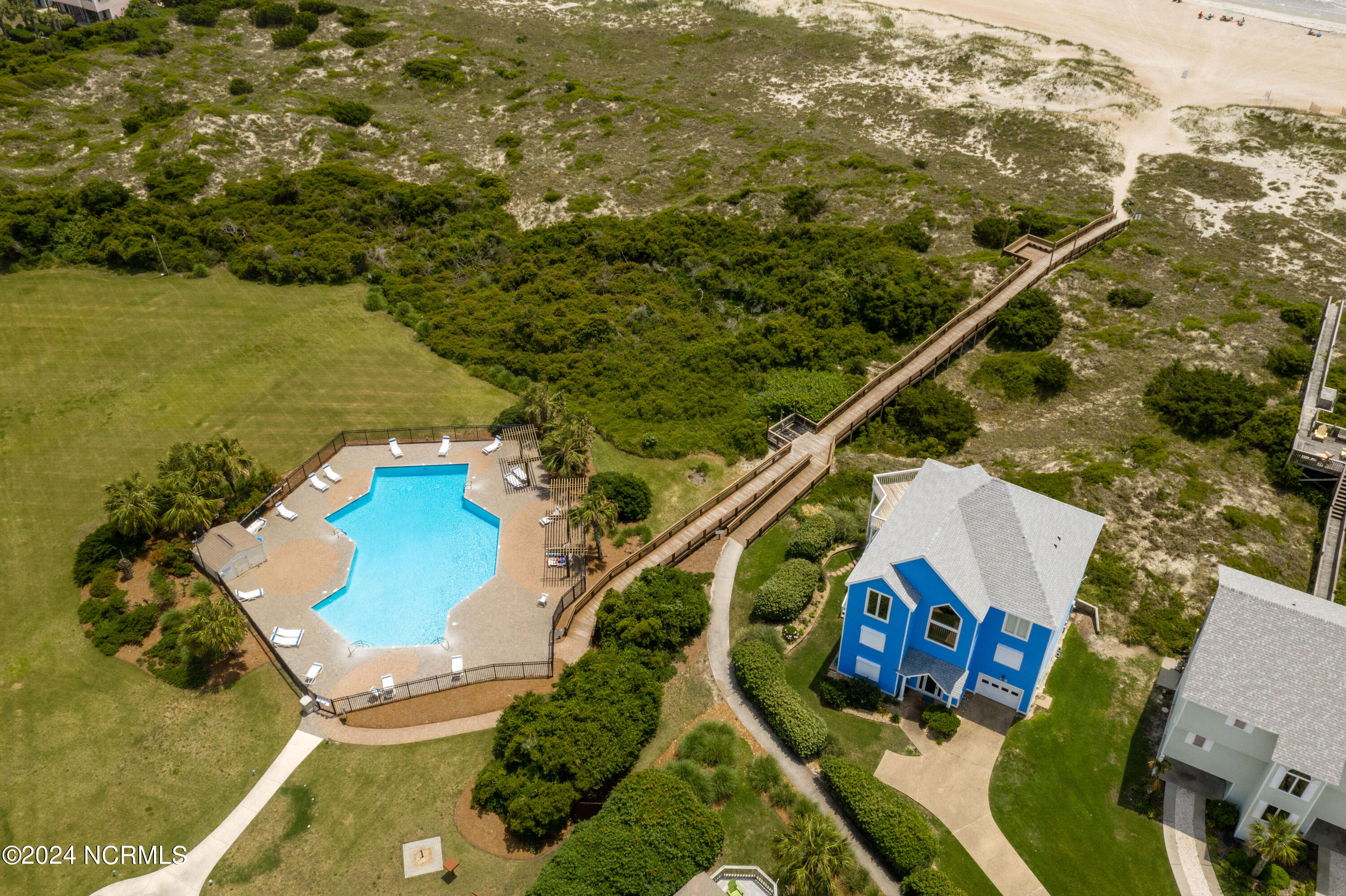 1400 E Ft Macon Road, 324