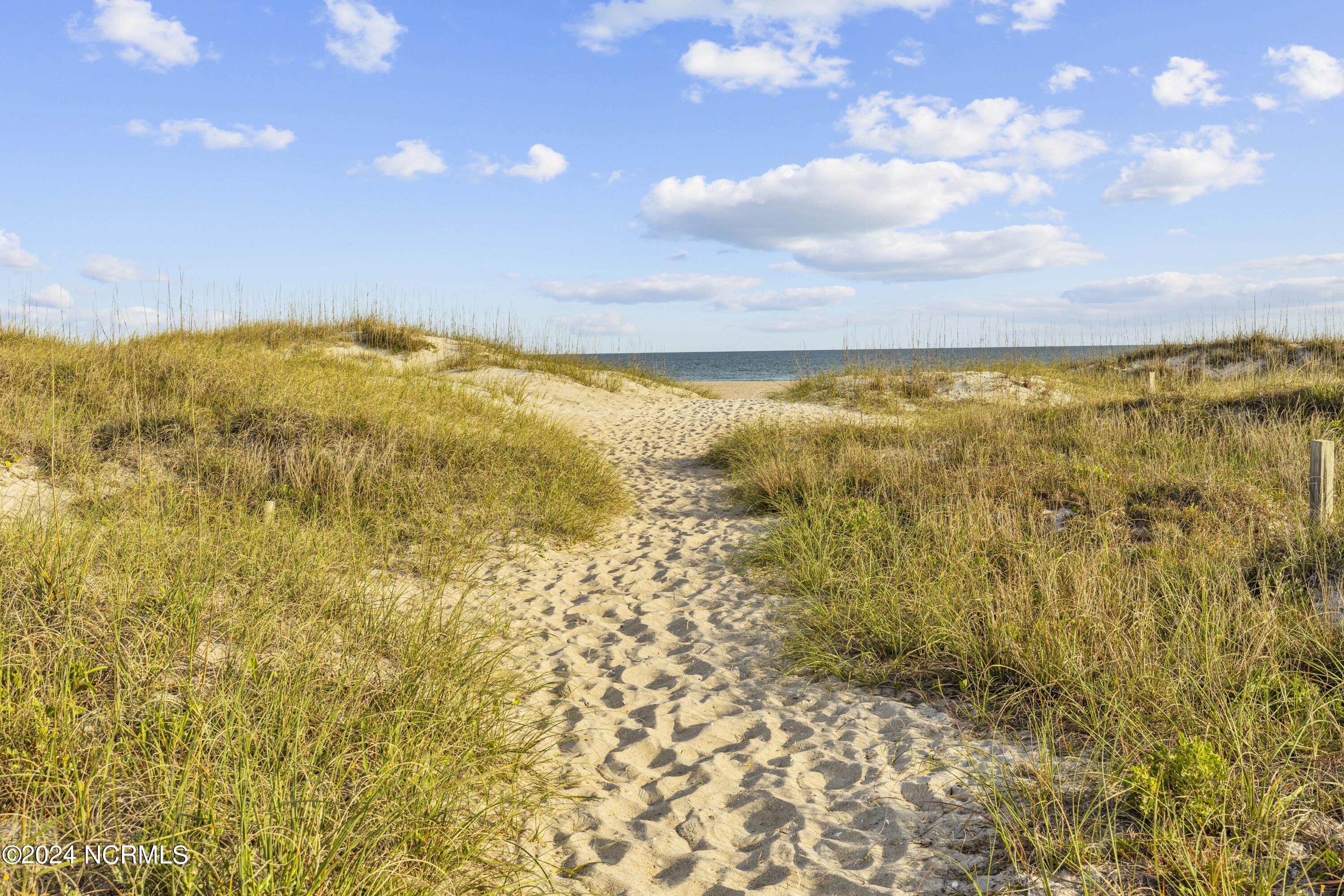 1400 E Ft Macon Road, 324