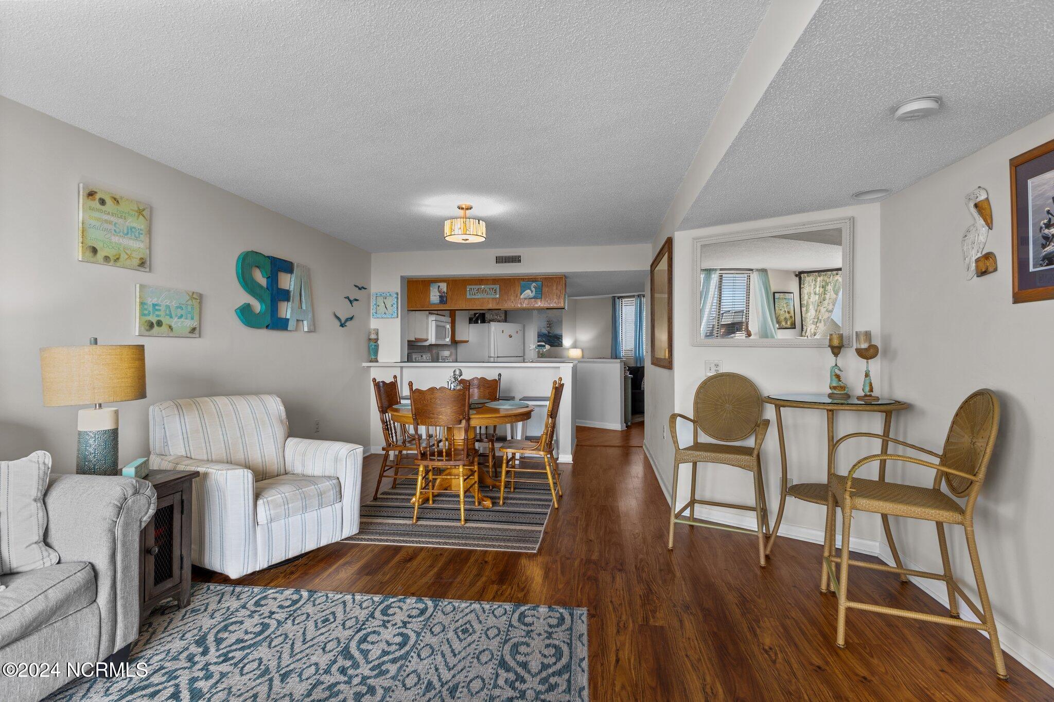 1400 E Ft Macon Road, 324