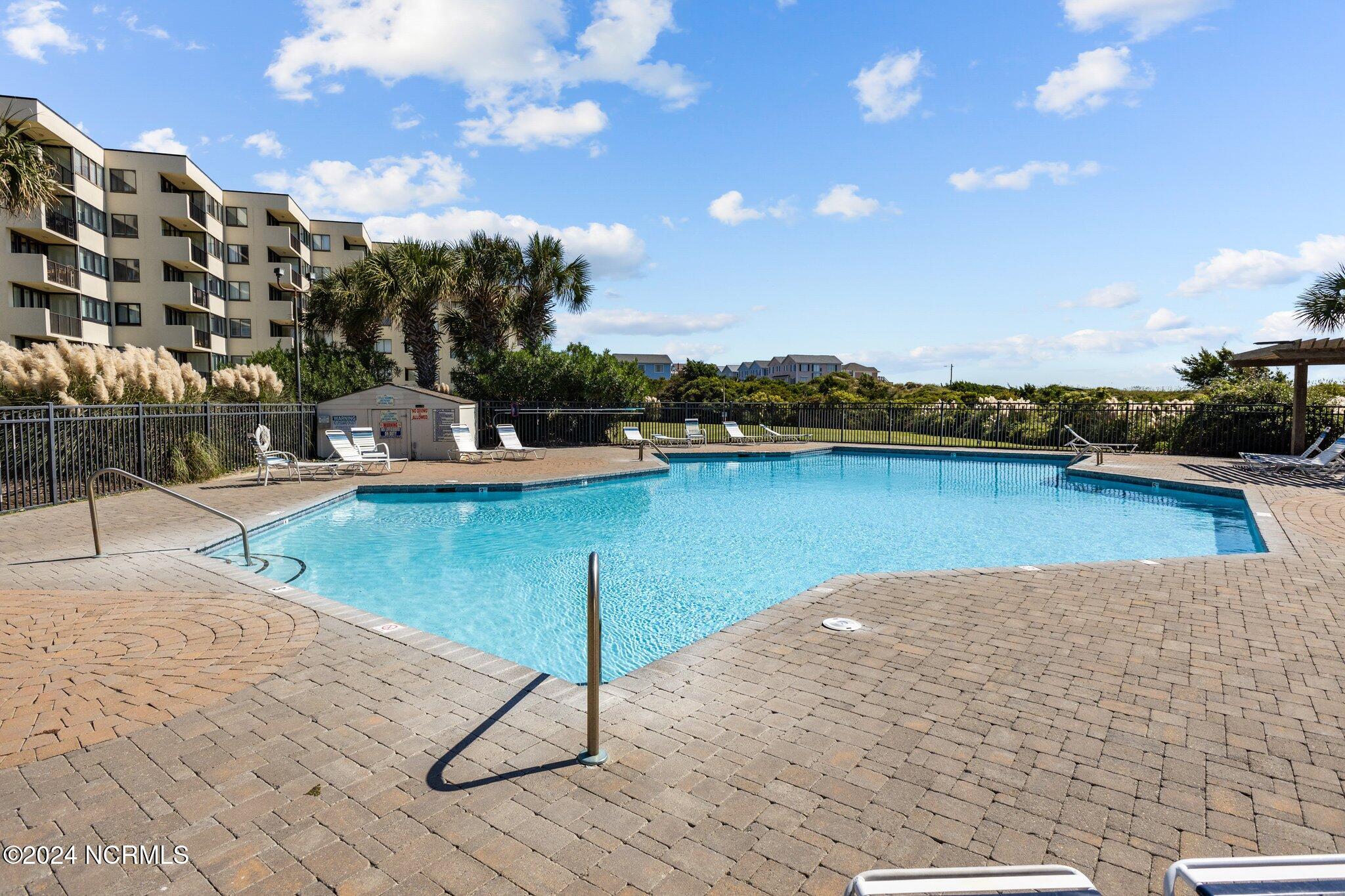 1400 E Ft Macon Road, 324