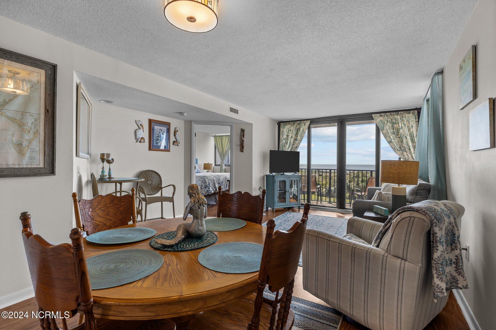 1400 E Ft Macon Road, 324