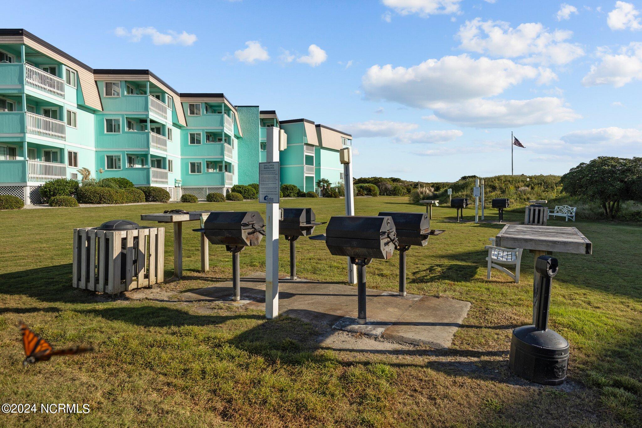 301 Commerce Way Road, 127