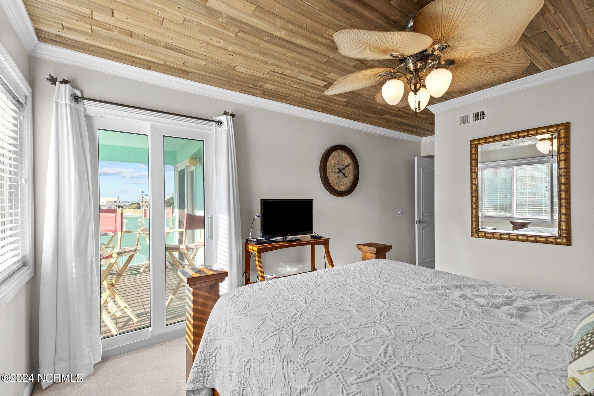 301 Commerce Way Road, 127