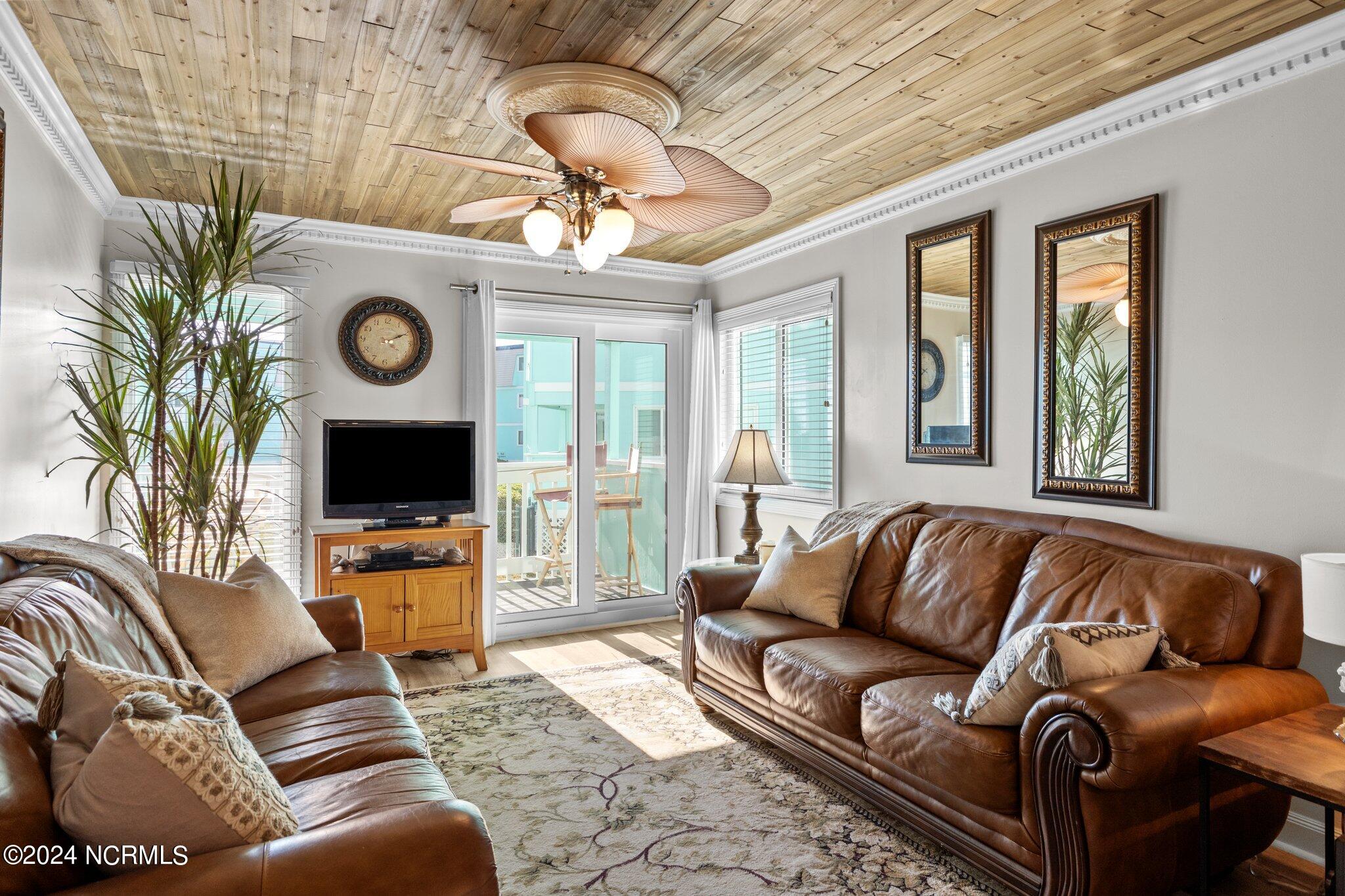 301 Commerce Way Road, 127