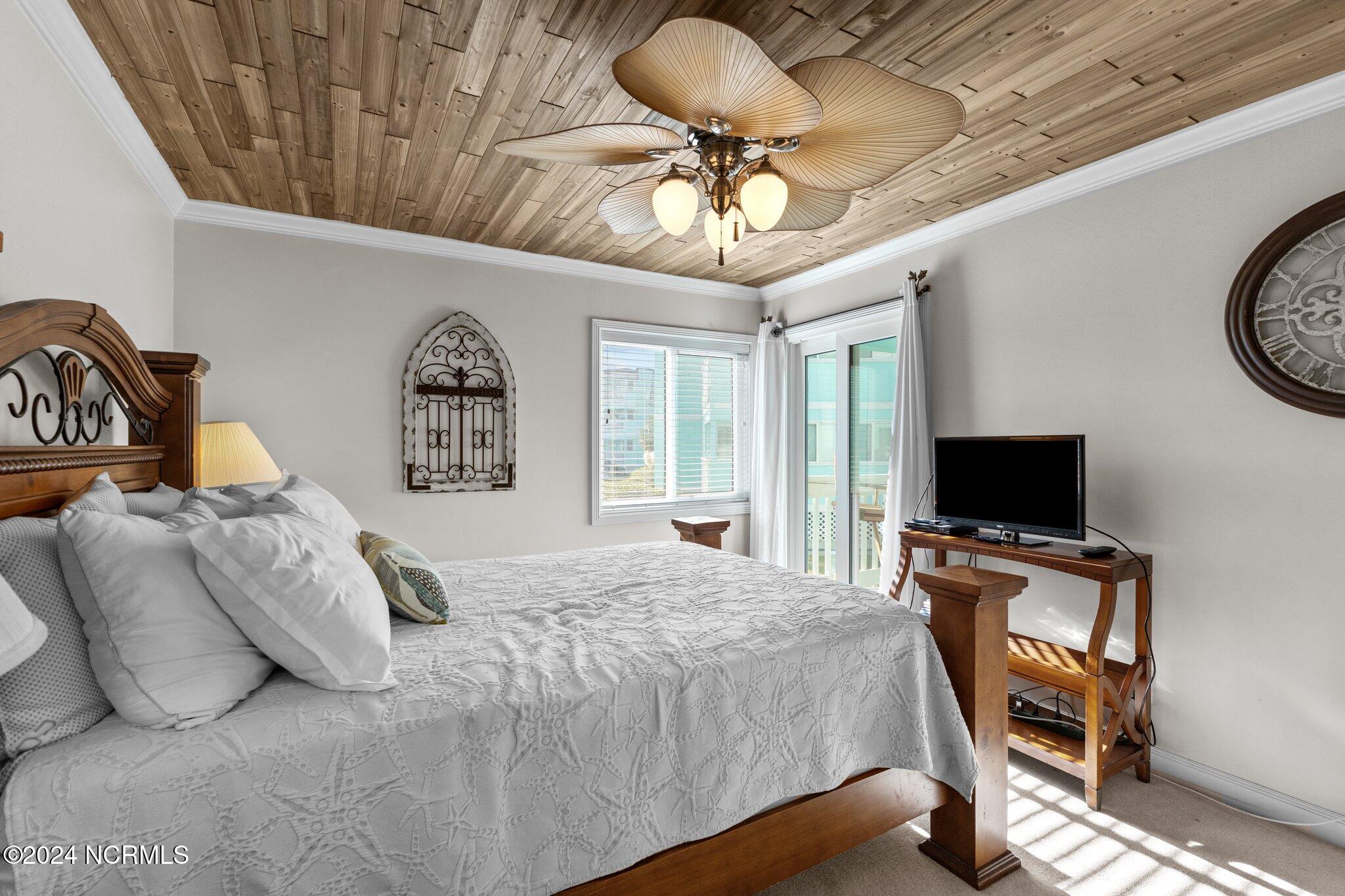 301 Commerce Way Road, 127