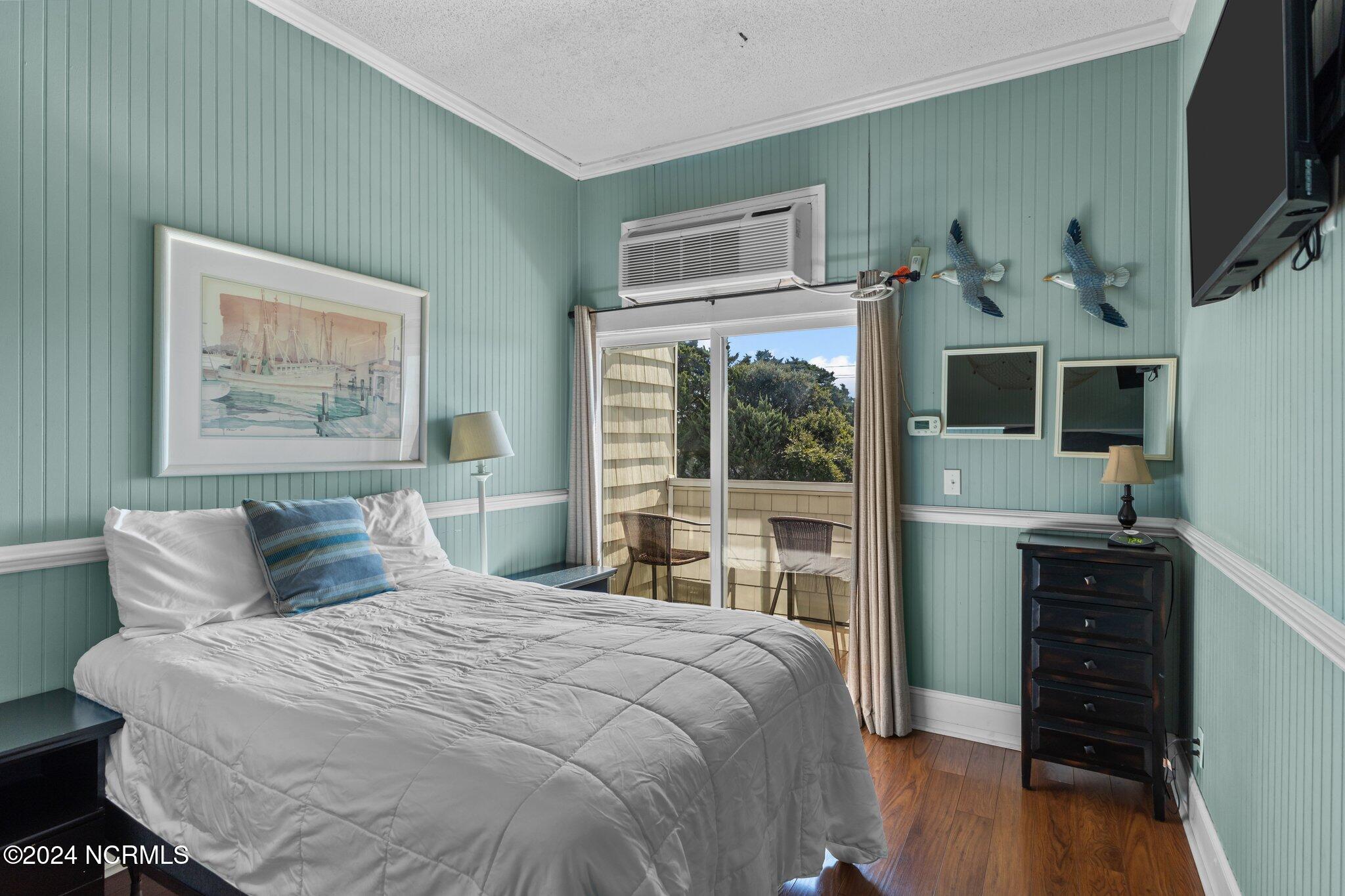 602 W Ft Macon Road, 235